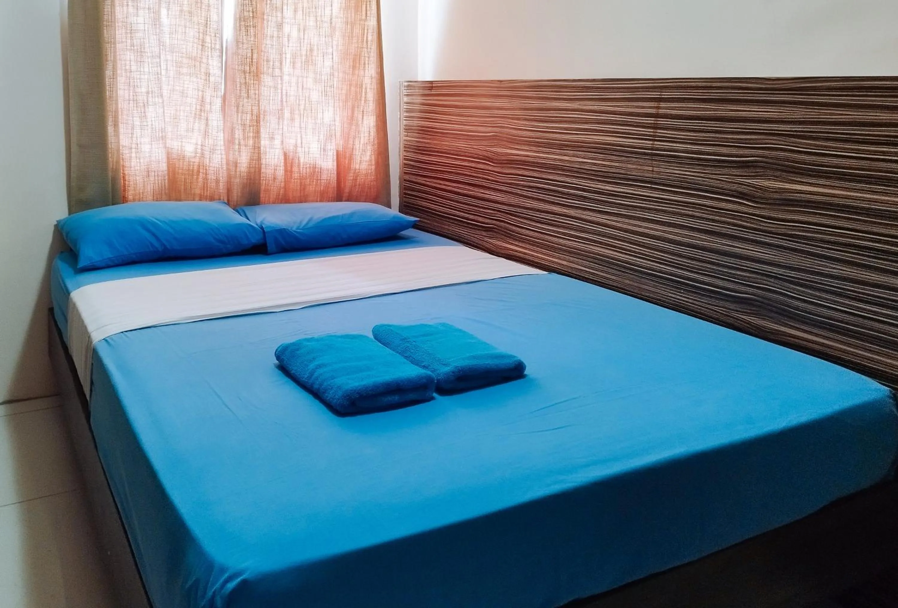 Bed in RedDoorz at Sir G Hotel D'Mall Boracay