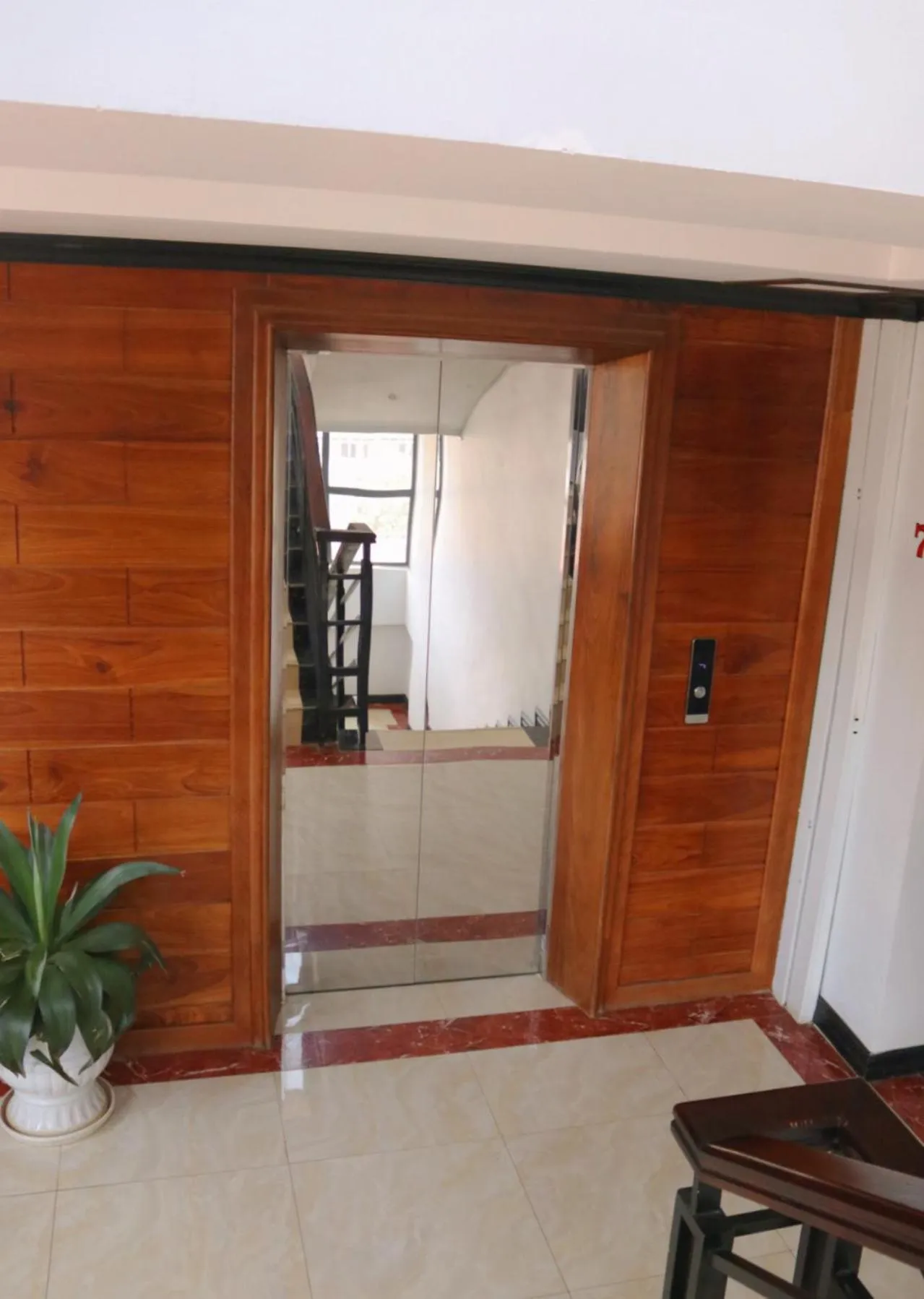 wardrobe in Vang Vieng Consiana Hotel