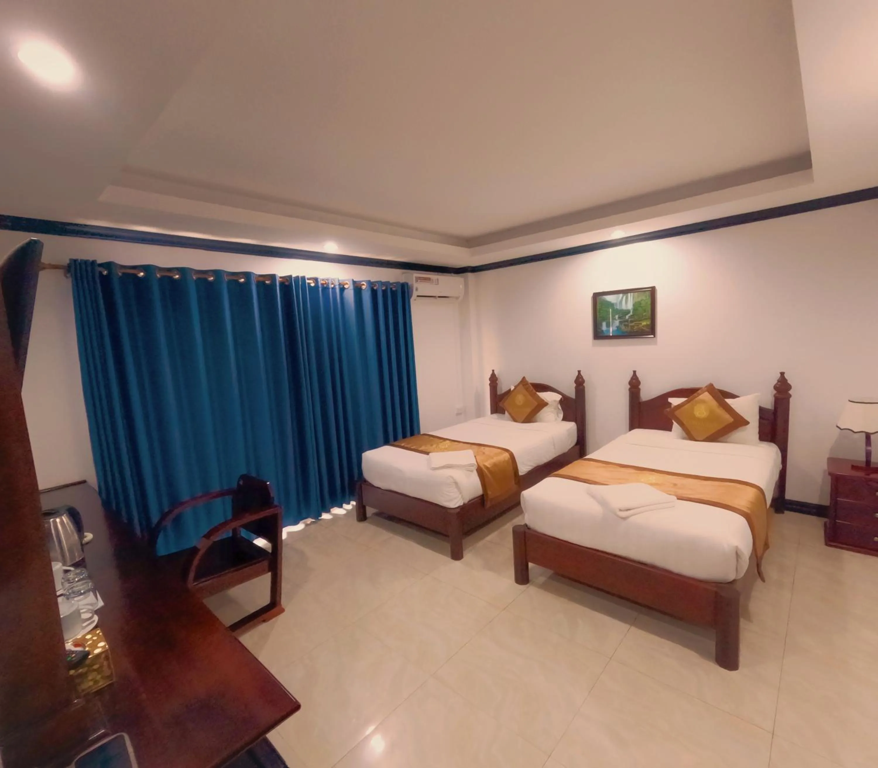 Bedroom, Bed in Vang Vieng Consiana Hotel