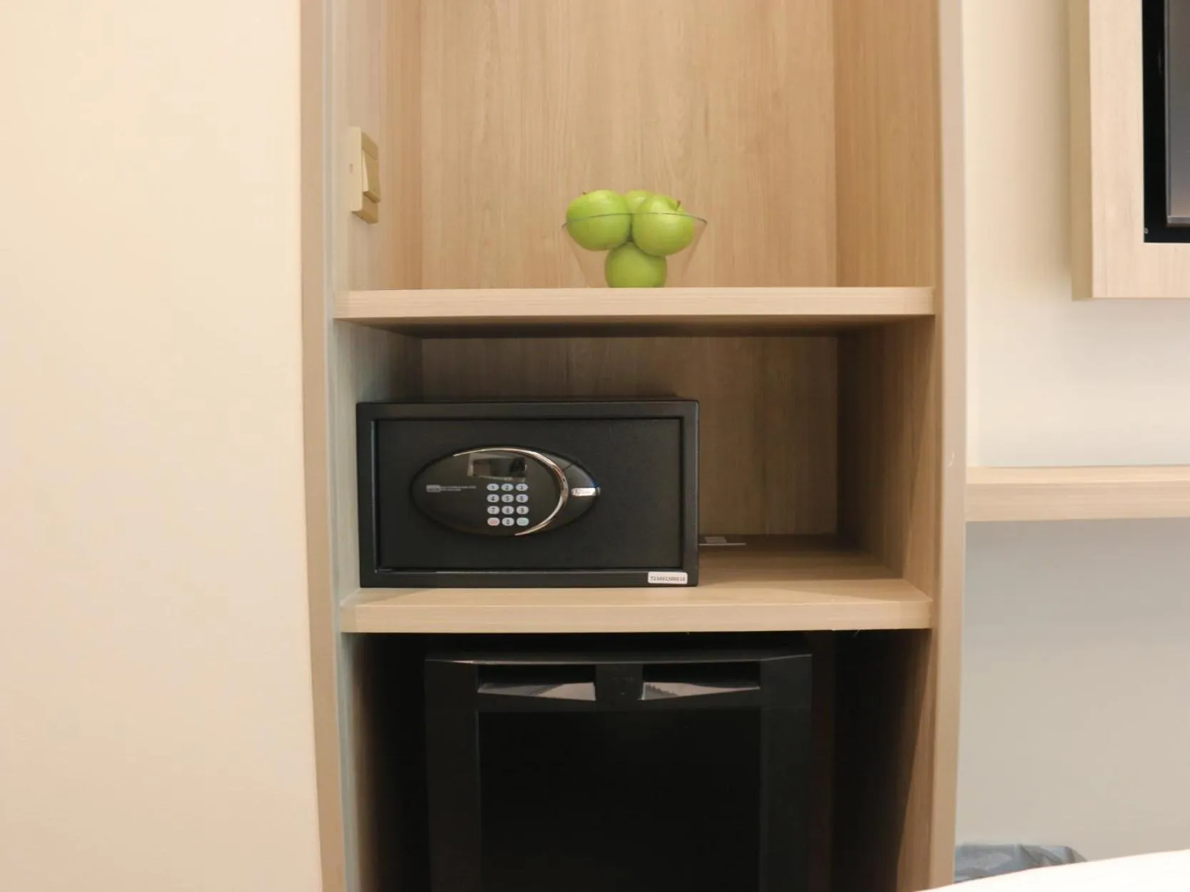 safe in Aqueen Prestige Hotel Jalan Besar