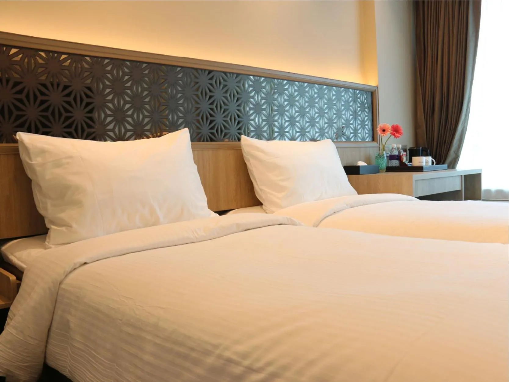 Bed in Aqueen Prestige Hotel Jalan Besar