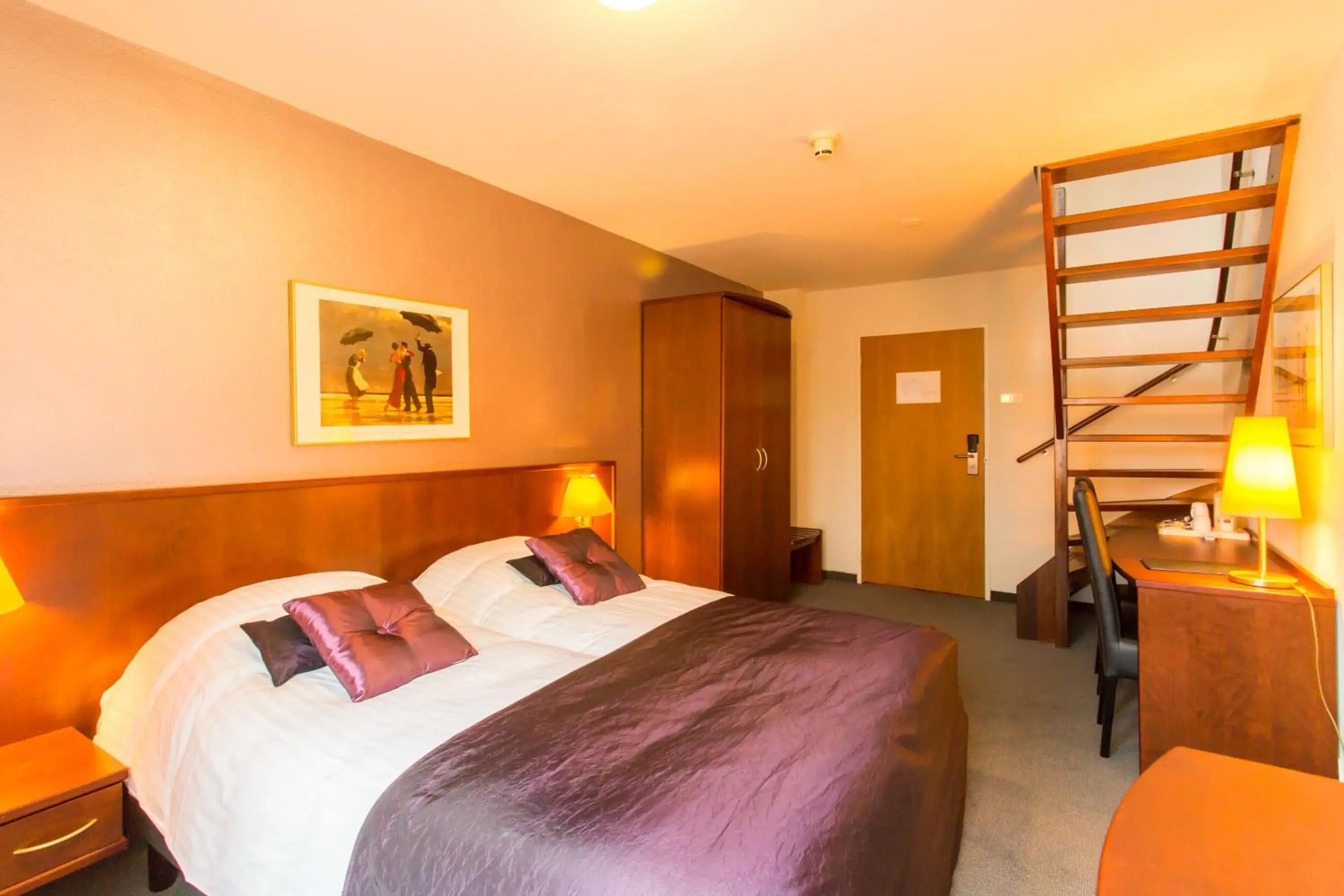 Quadruple Room in Brinkhotel Quadruple Room in Brinkhotel