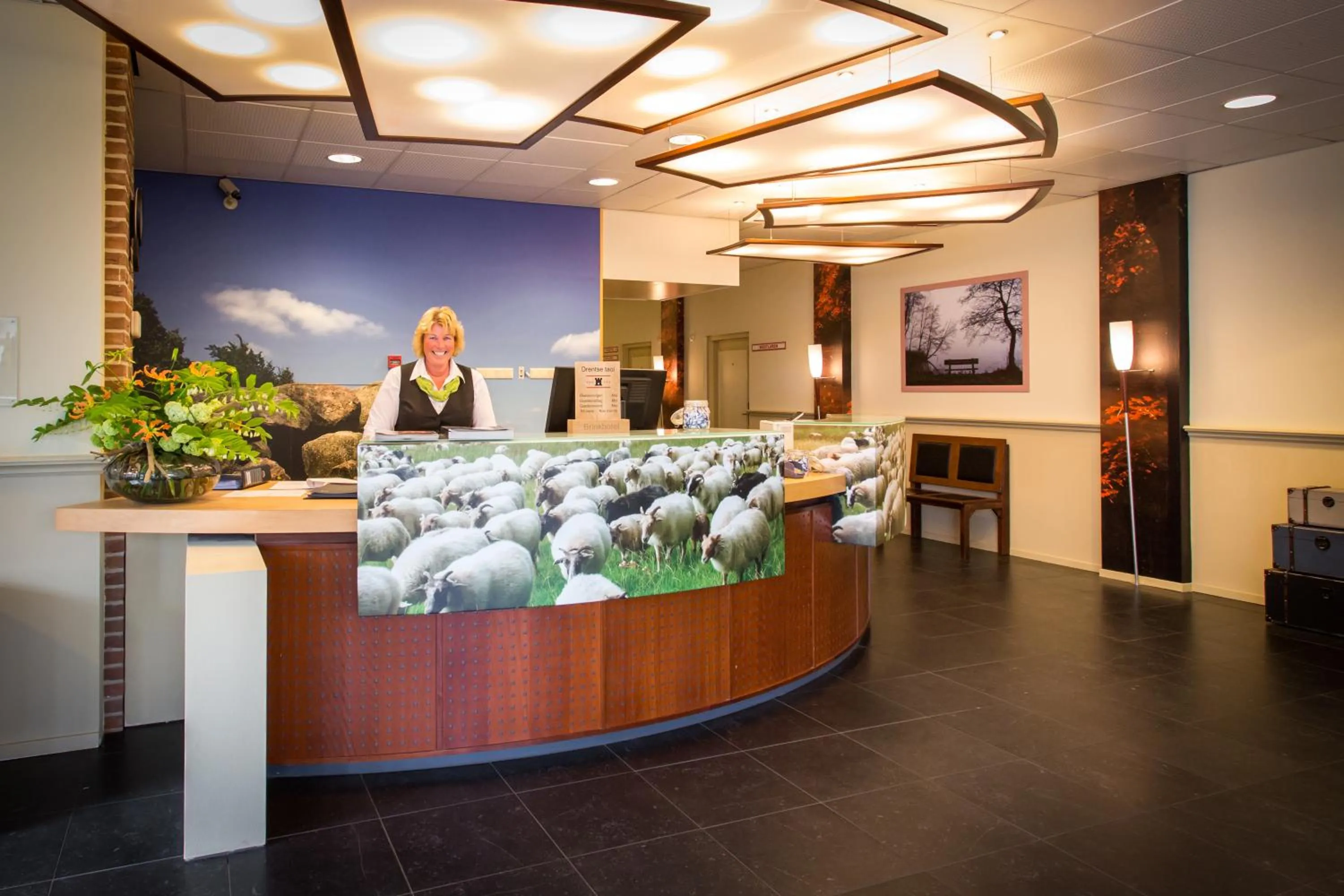 Decorative detail in Brinkhotel