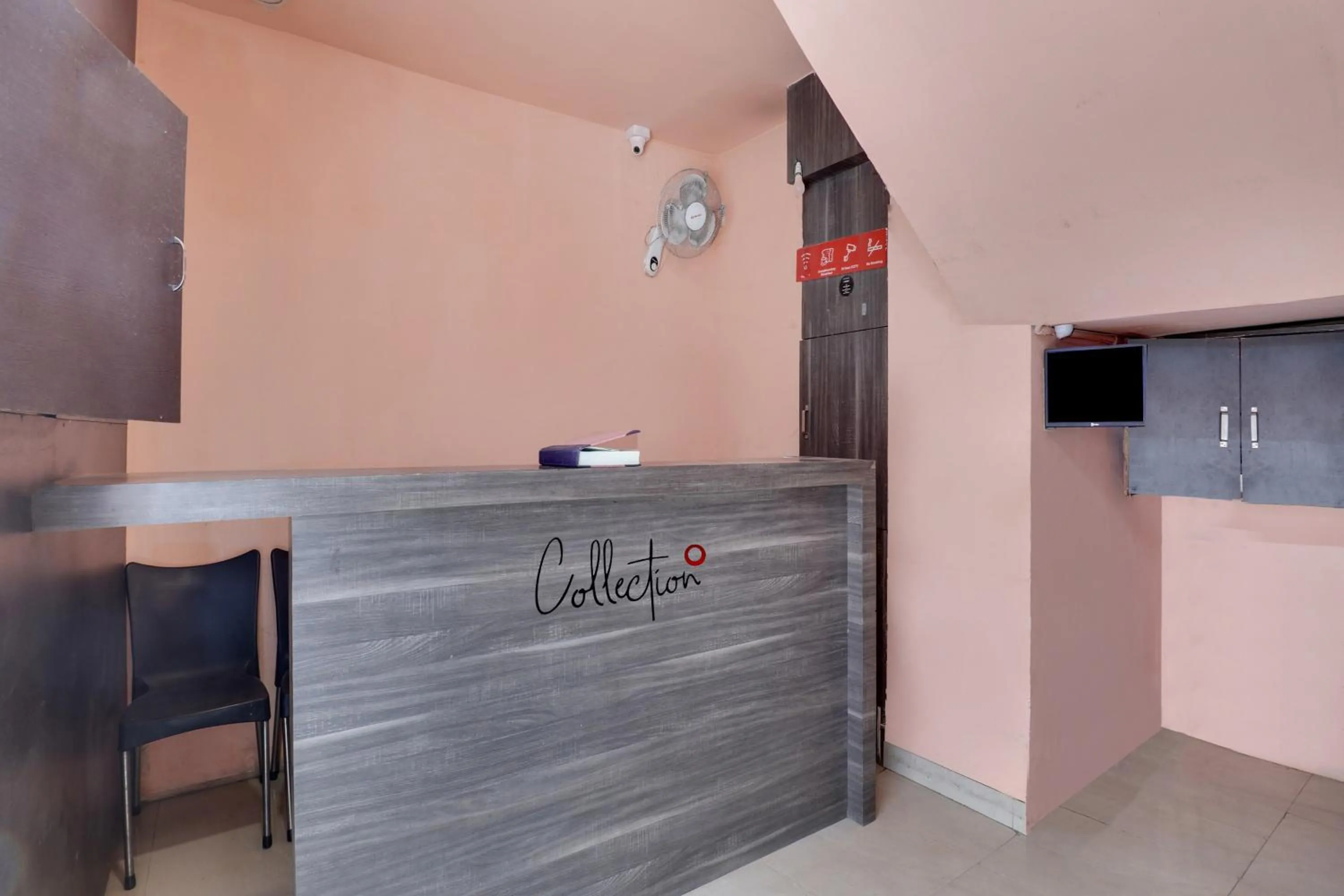 Lobby or reception in Hotel O Royal Galaxy