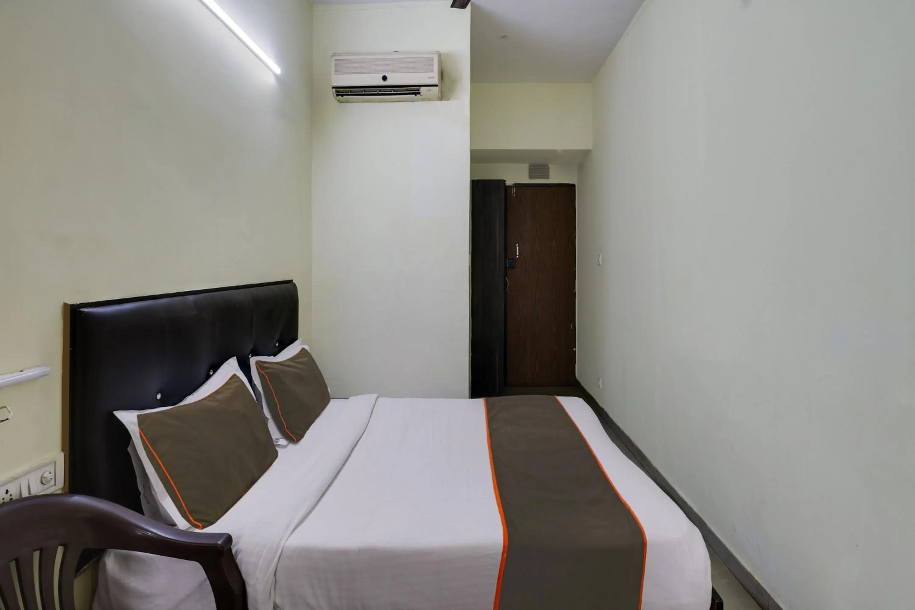 Bedroom, Bed in Hotel O Royal Galaxy