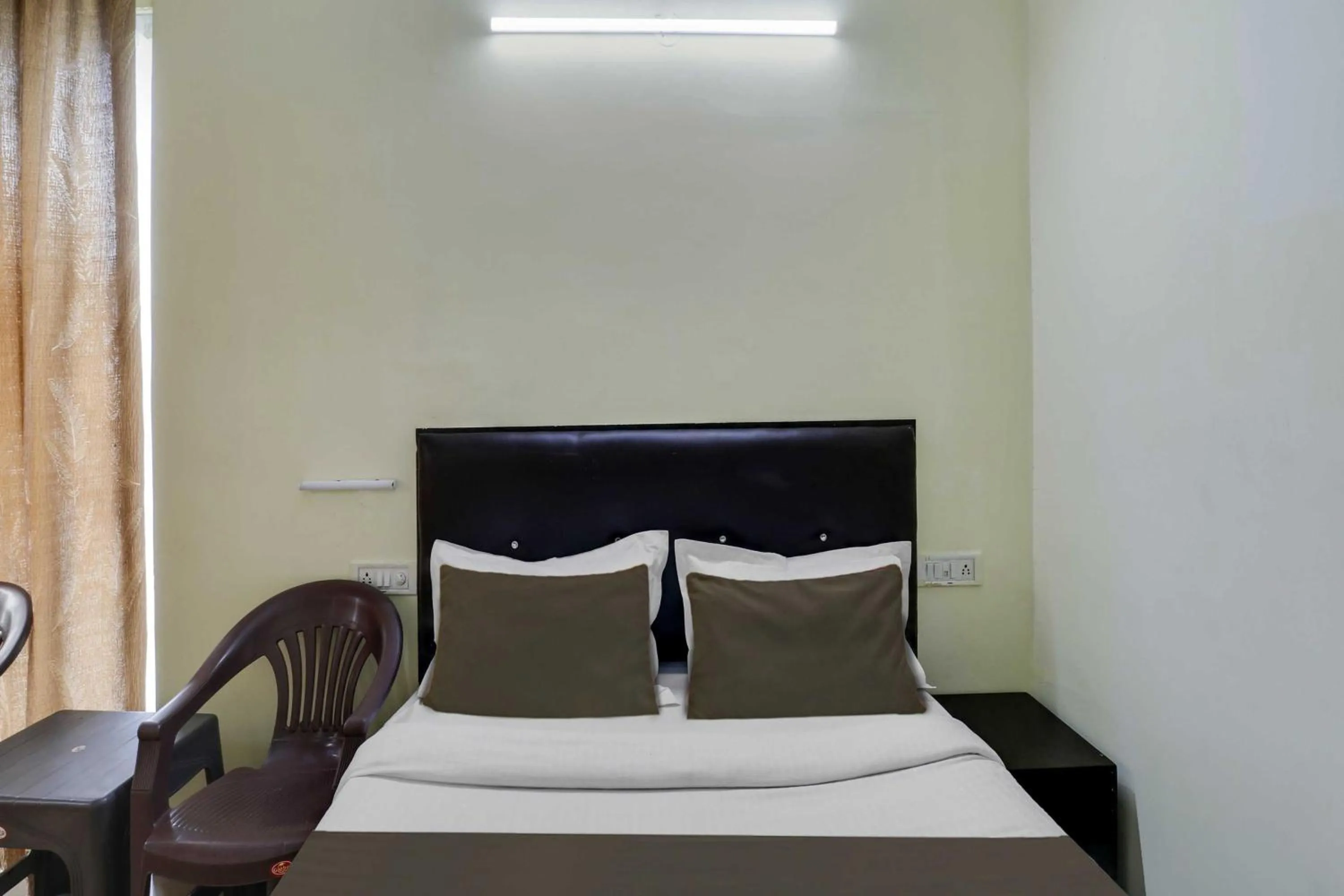 Bedroom, Bed in Hotel O Royal Galaxy