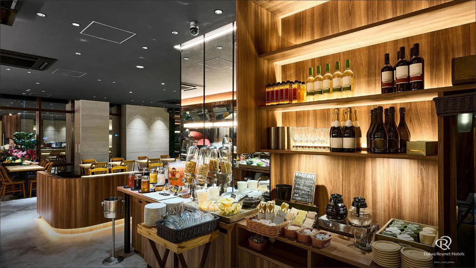 Restaurant/places to eat in Daiwa Roynet Hotel NAHA-OMOROMACHI PREMIER