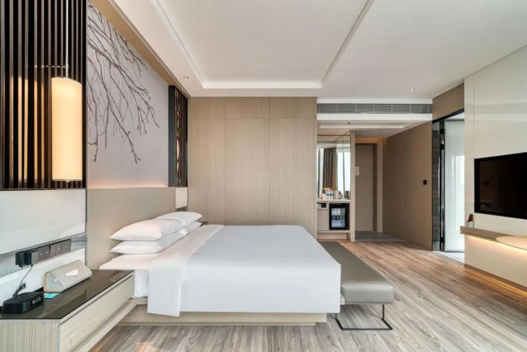 Bedroom, Bed in Courtyard by Marriott Hangzhou Xihu