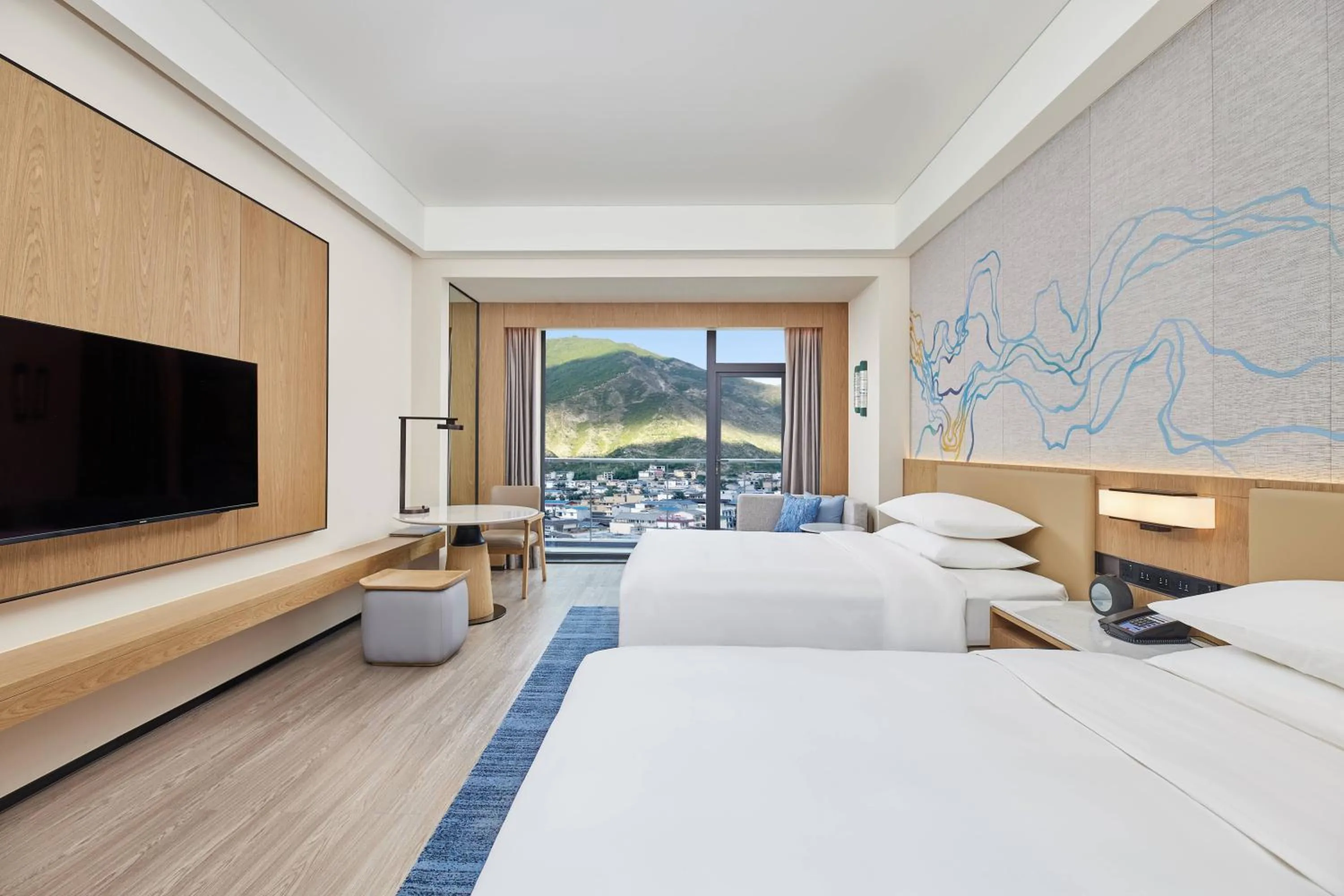 Photo of the whole room, Bed in Delta Hotels by Marriott Jiuzhaigou