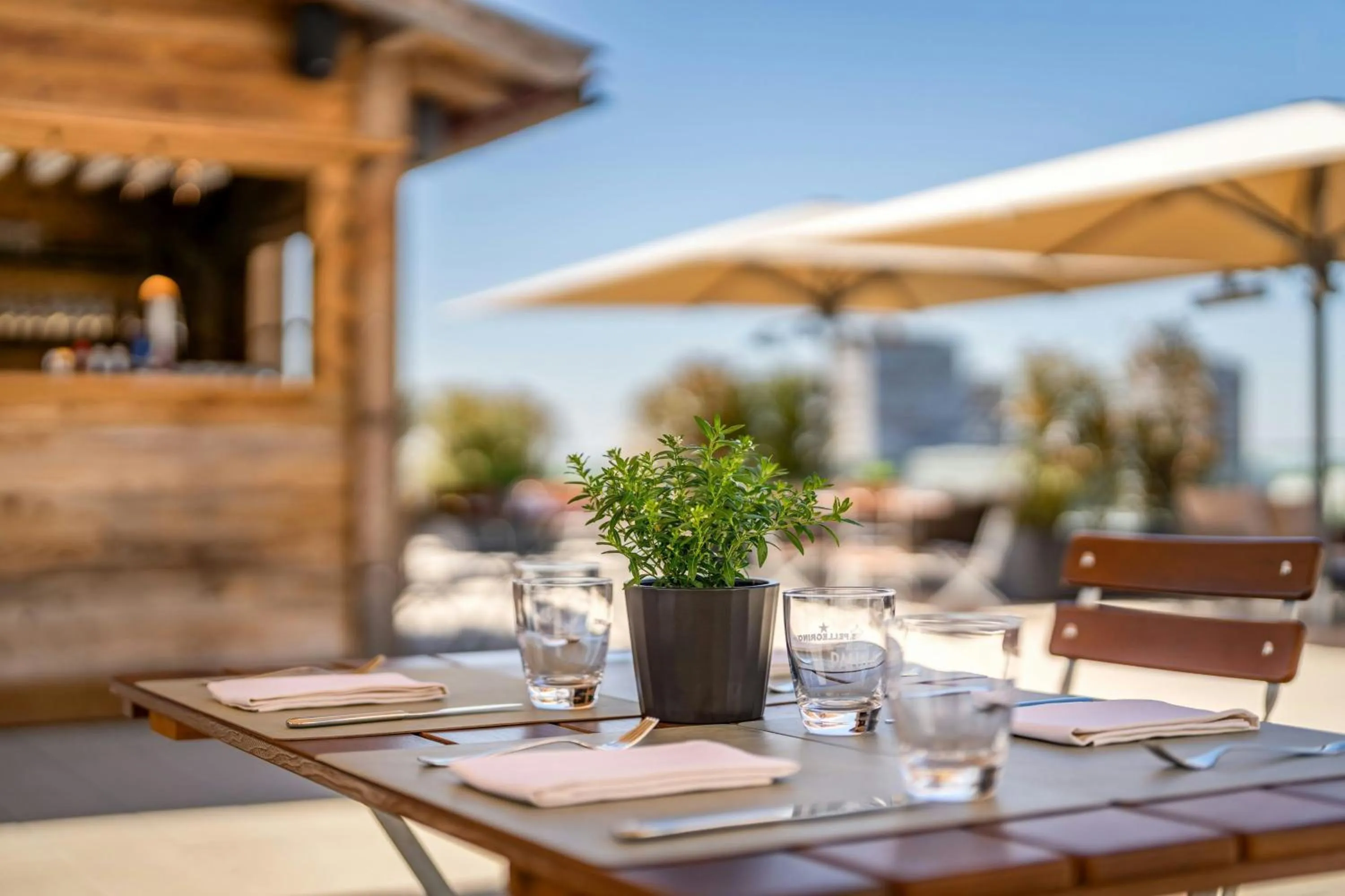 Restaurant/places to eat in Munich Marriott Hotel City West