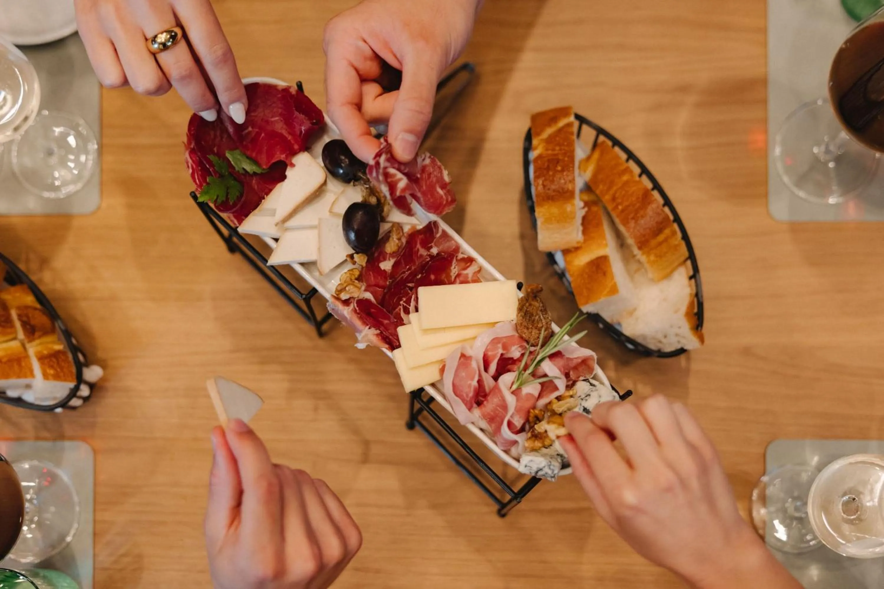 Restaurant/places to eat in Munich Marriott Hotel City West