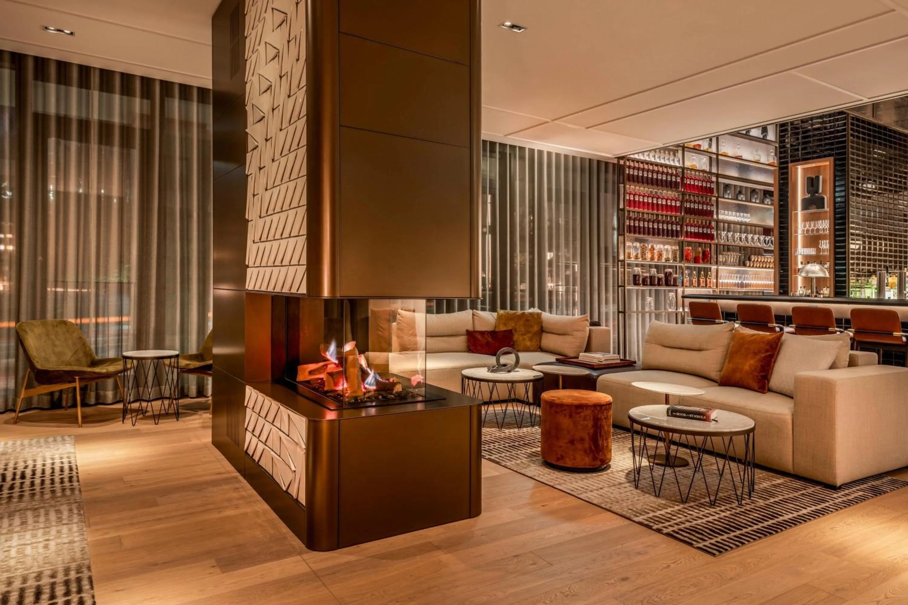 Lobby or reception in Munich Marriott Hotel City West