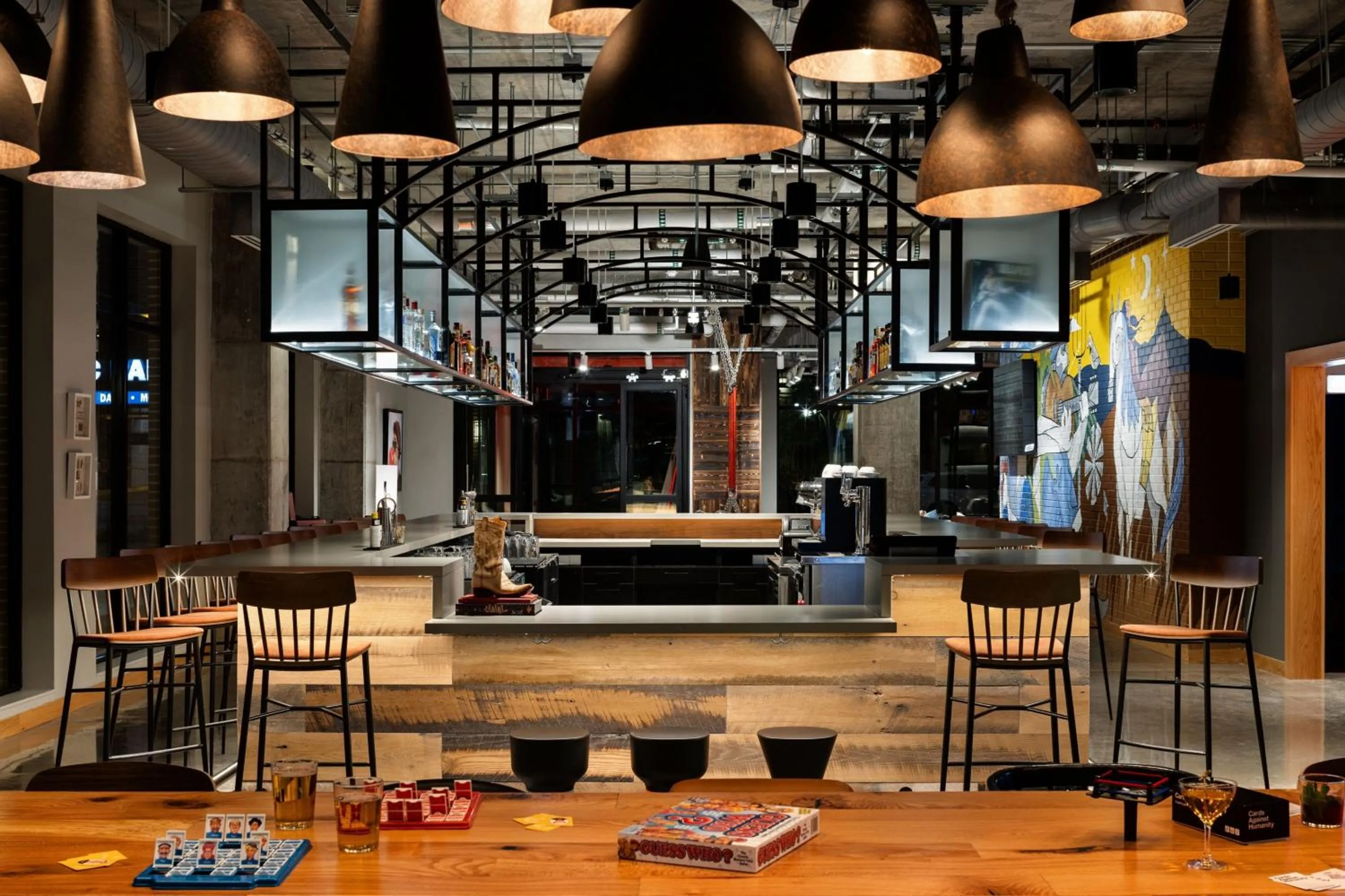 Lounge or bar in Moxy Omaha Downtown
