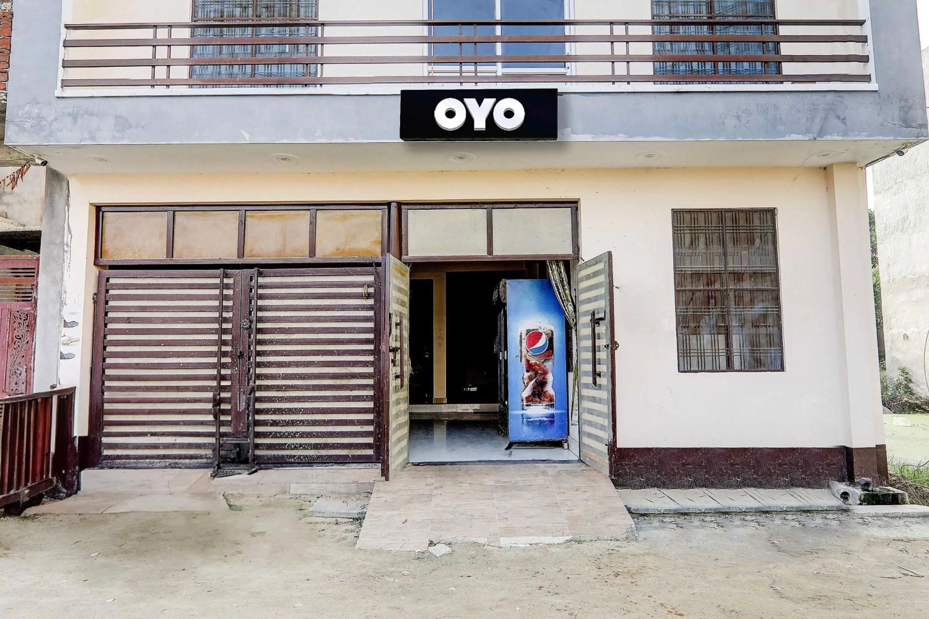 Facade/entrance in Hotel O Fort INN