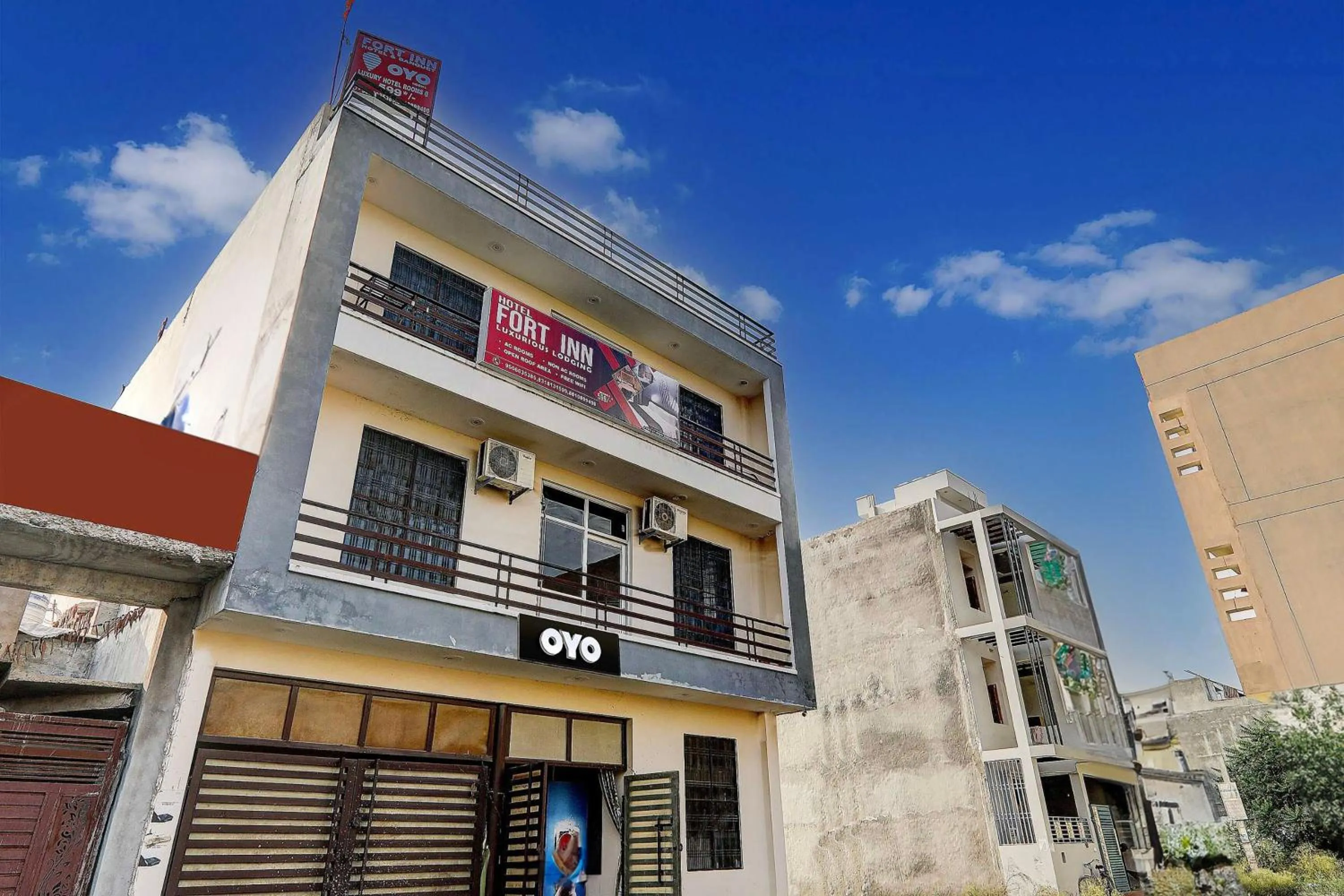 Facade/entrance in Hotel O Fort INN