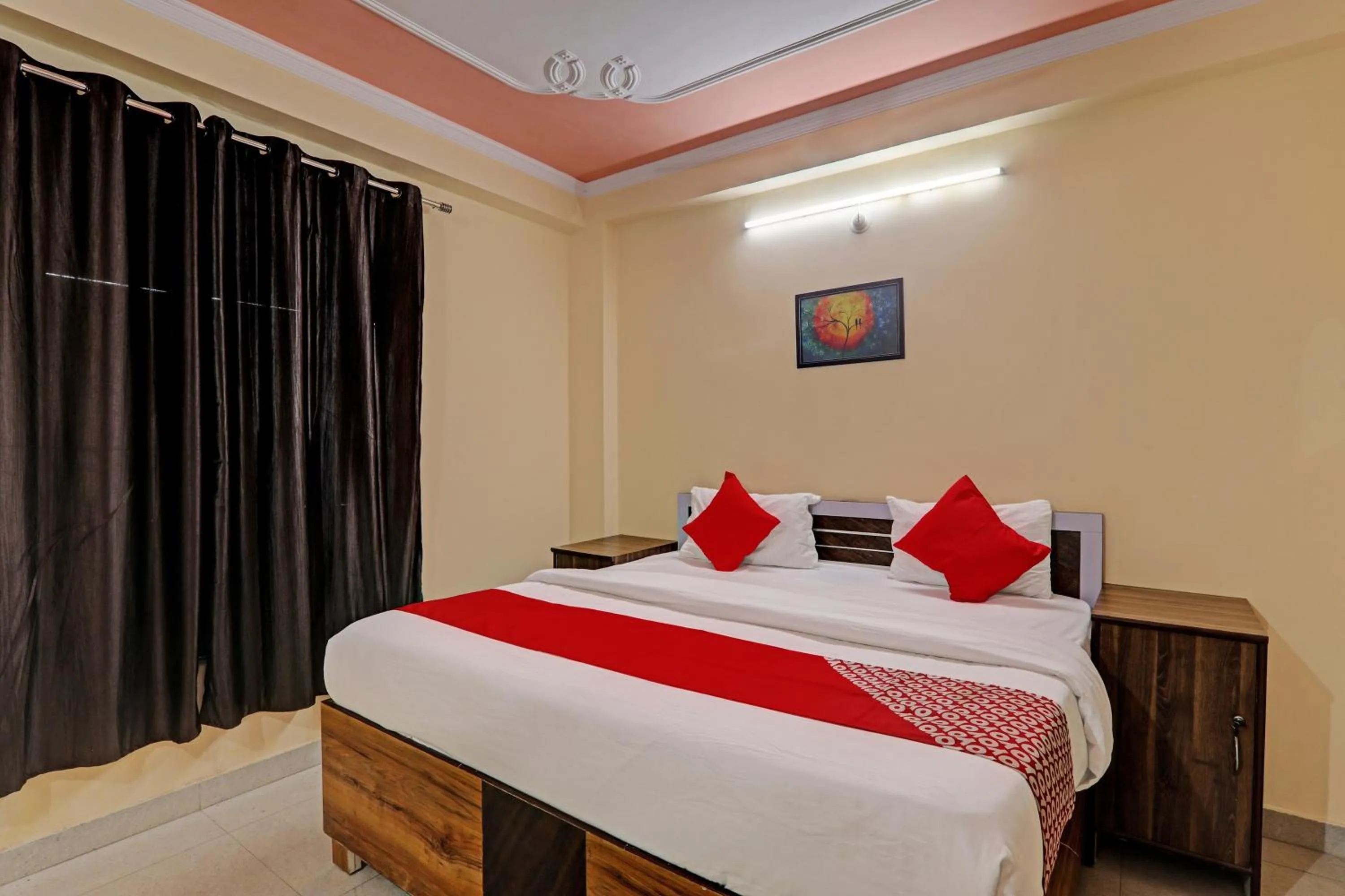 Facade/entrance in Hotel O Fort INN