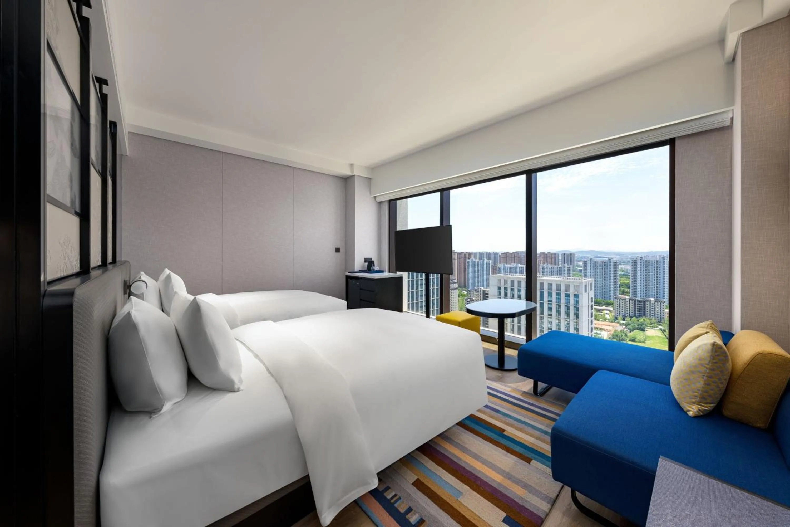 Bedroom, Bed in Aloft Yantai
