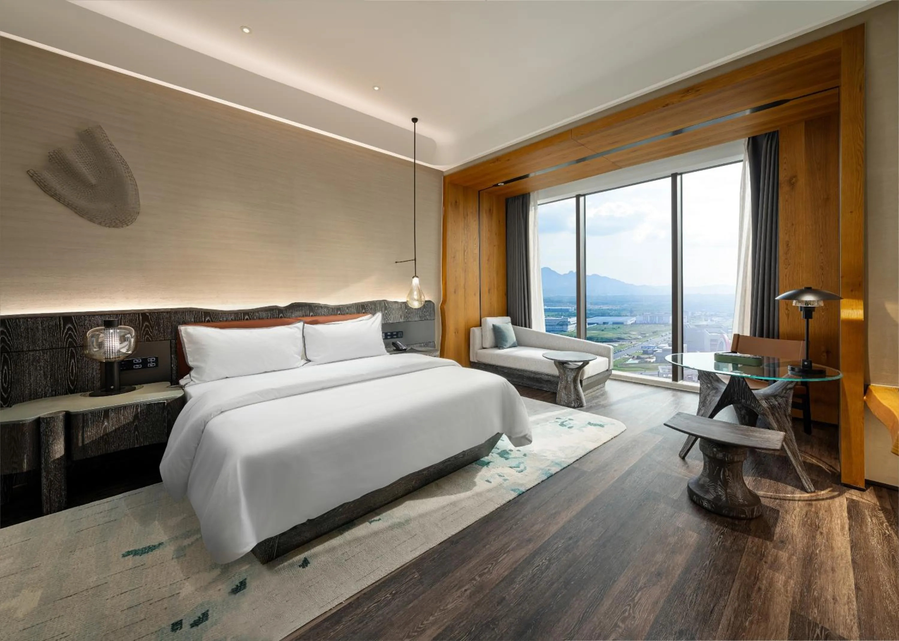 Bedroom, Bed in The Westin Yantai