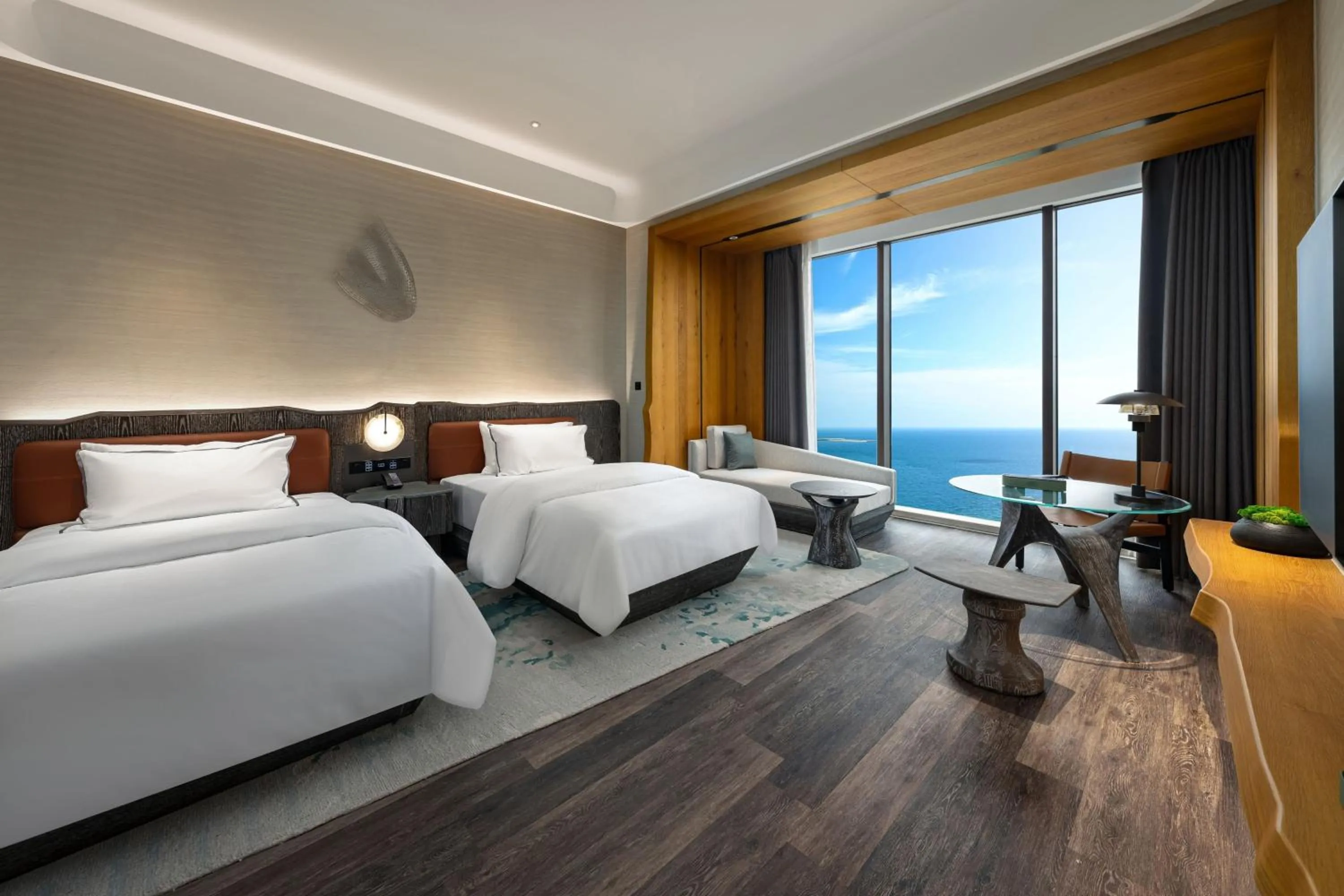 Photo of the whole room, Bed in The Westin Yantai