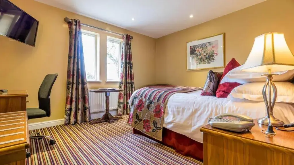 Standard Double Room - single occupancy in Hunday Manor Country House Hotel Standard Double Room - single occupancy in Hunday Manor Country House Hotel