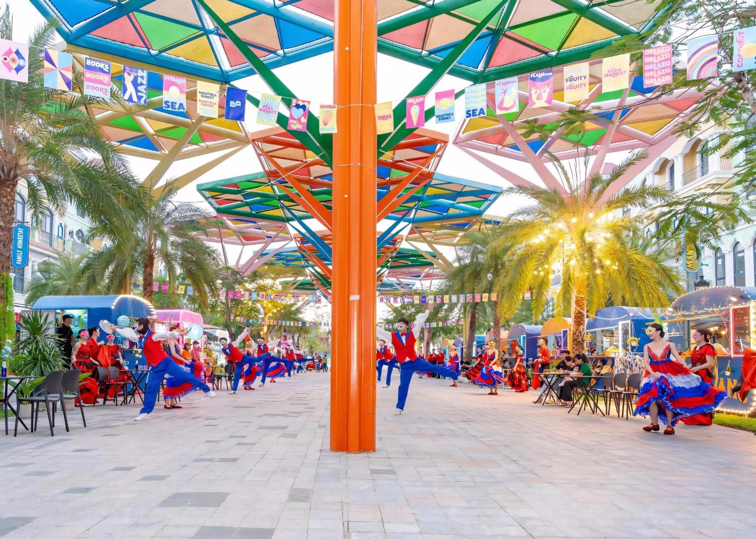 Neighbourhood in SOLÉA Hotel GrandWorld Phu Quoc