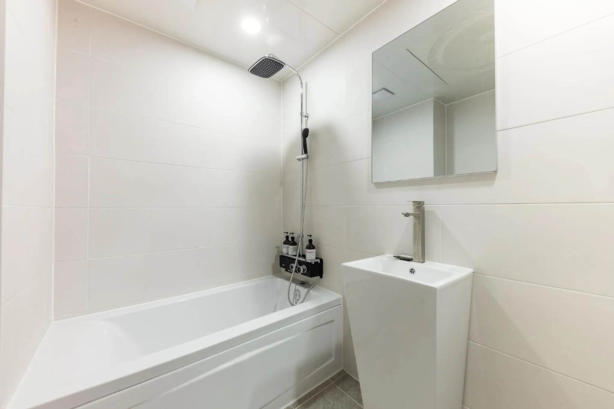 Bathroom in Eumseong Hotel Luem