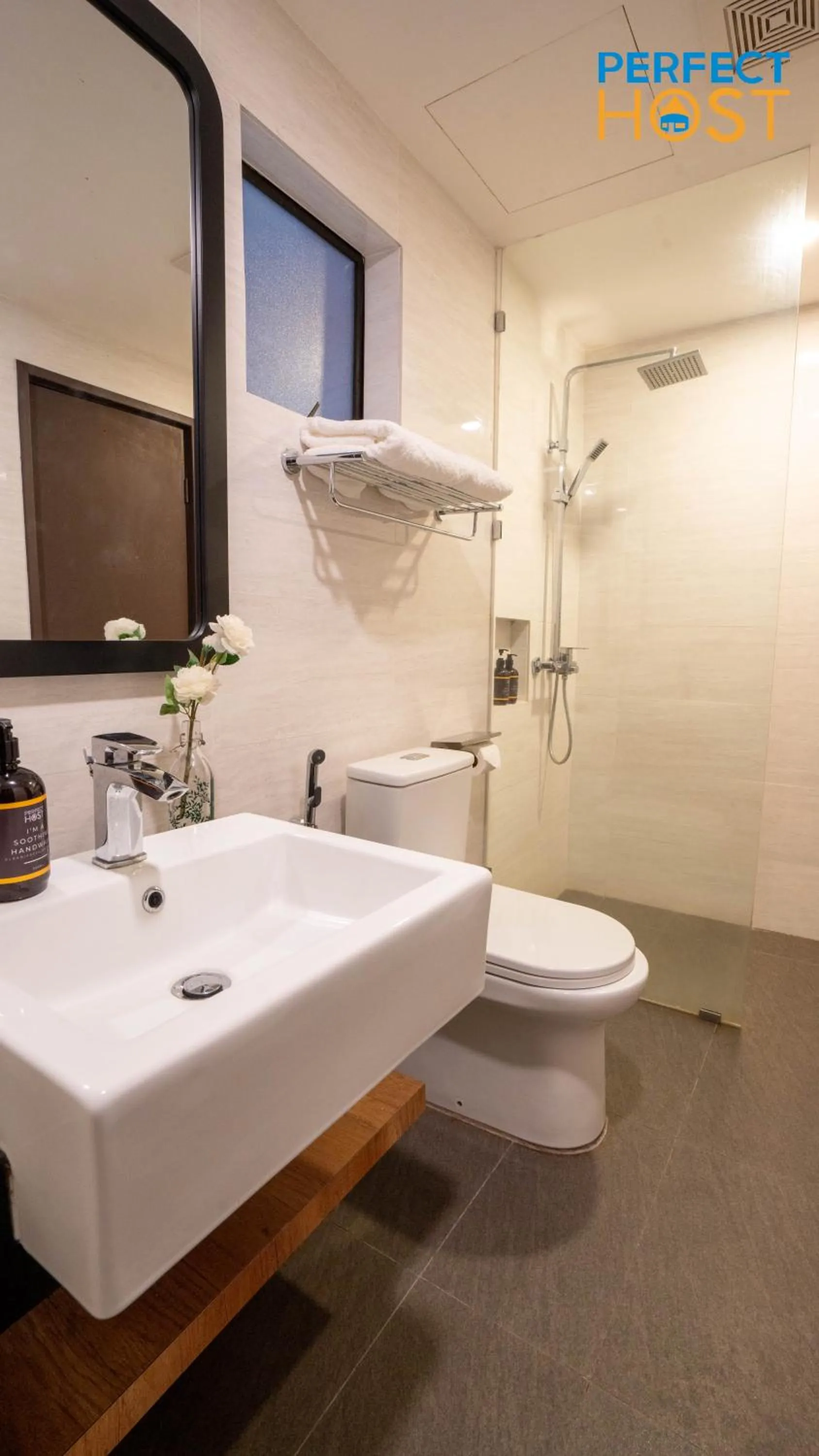 Toilet in Damai Laut Escape by Perfect Host