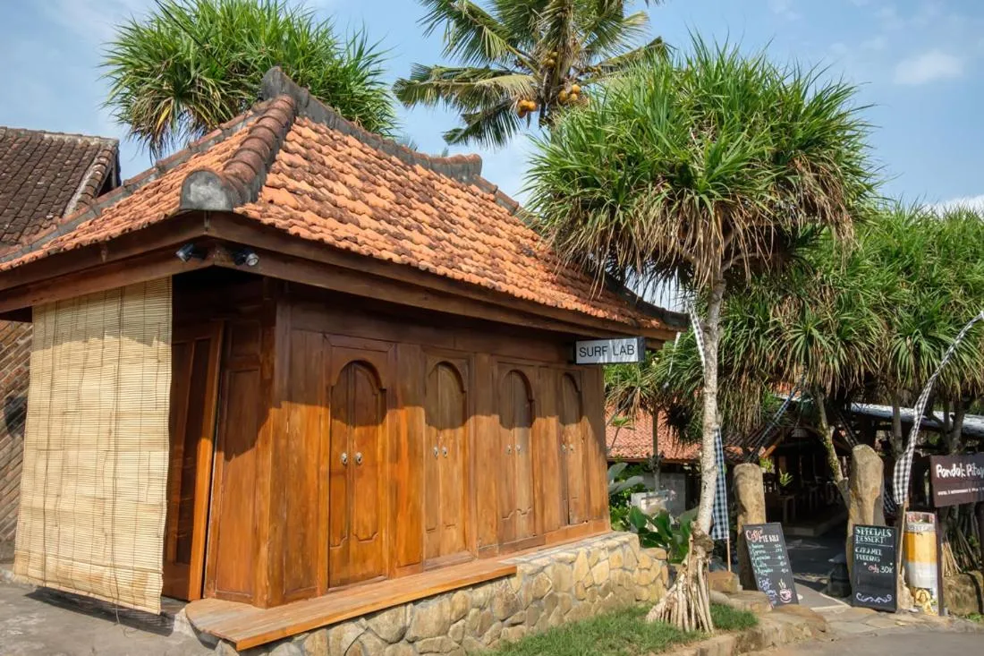 Day in TwoSpaces Living at Balian Green Lagoon