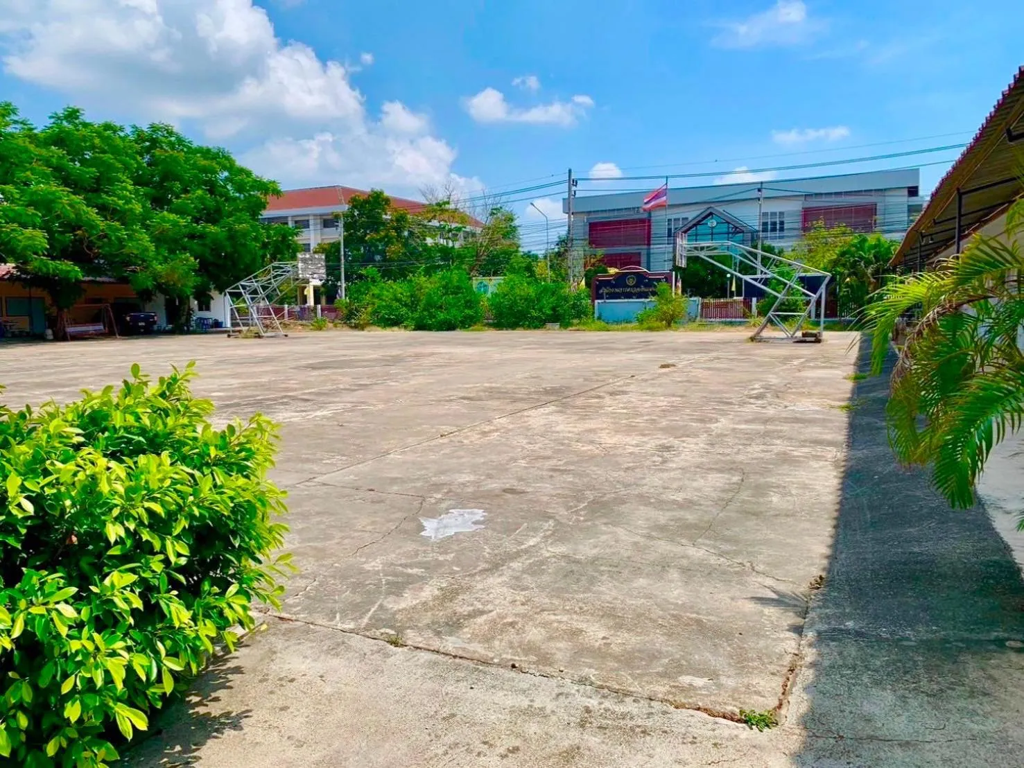 Facade/entrance in Baan Kenpoo Resort