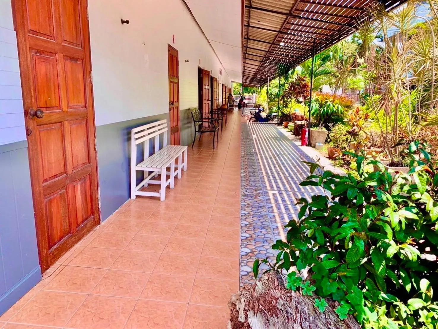 Facade/entrance in Baan Kenpoo Resort