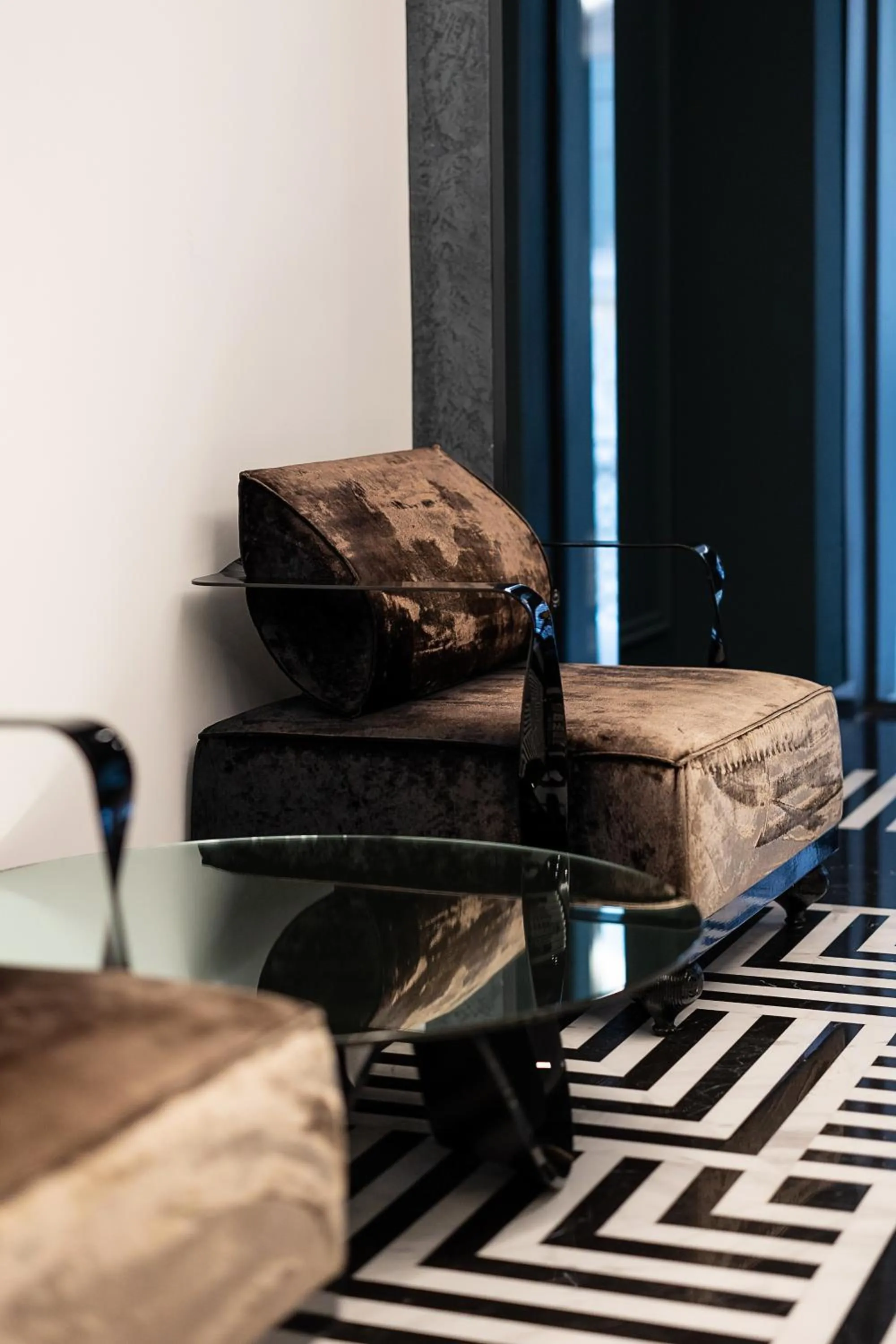 Seating area in Rosetti One