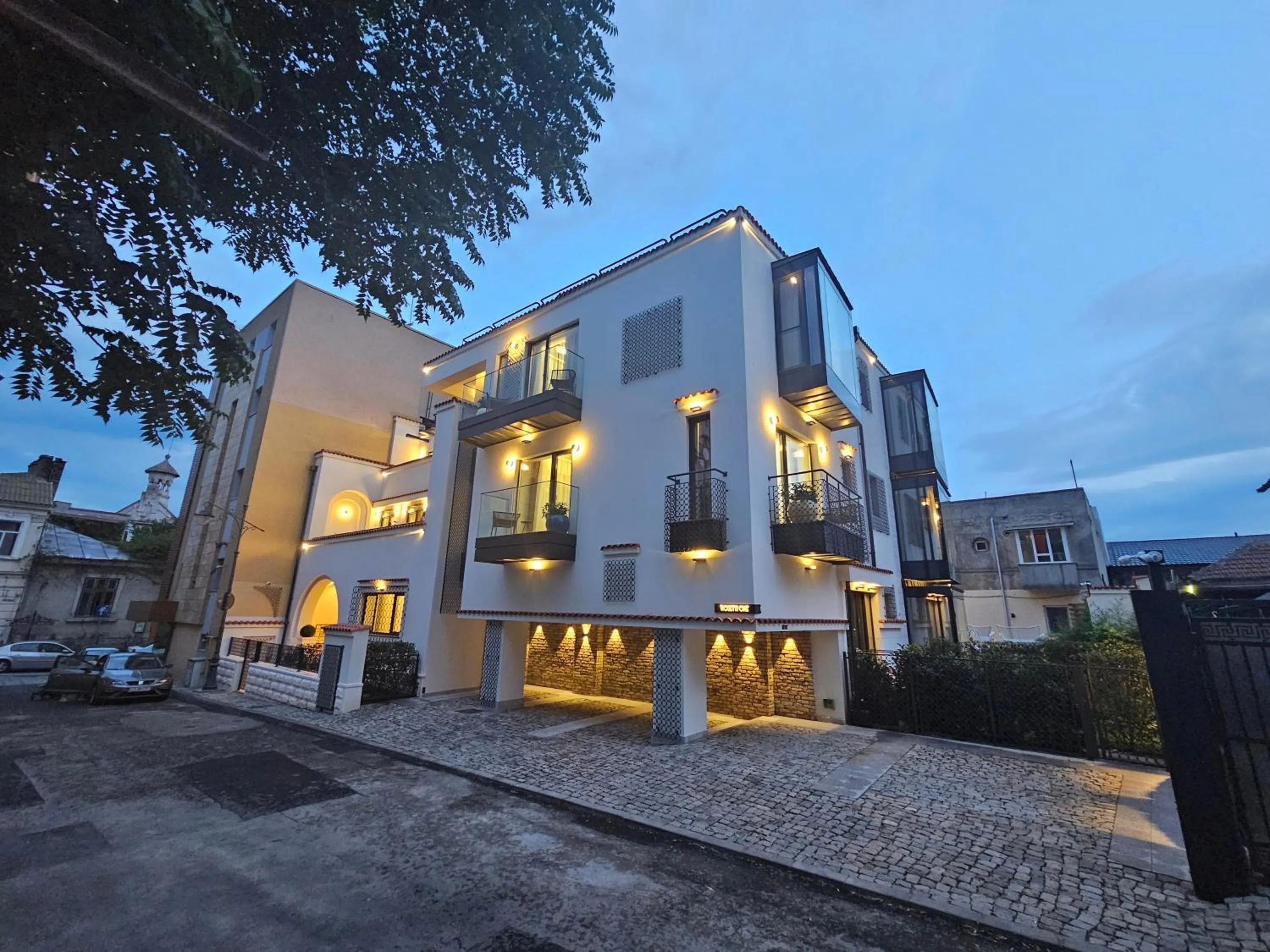 Property building in Rosetti One