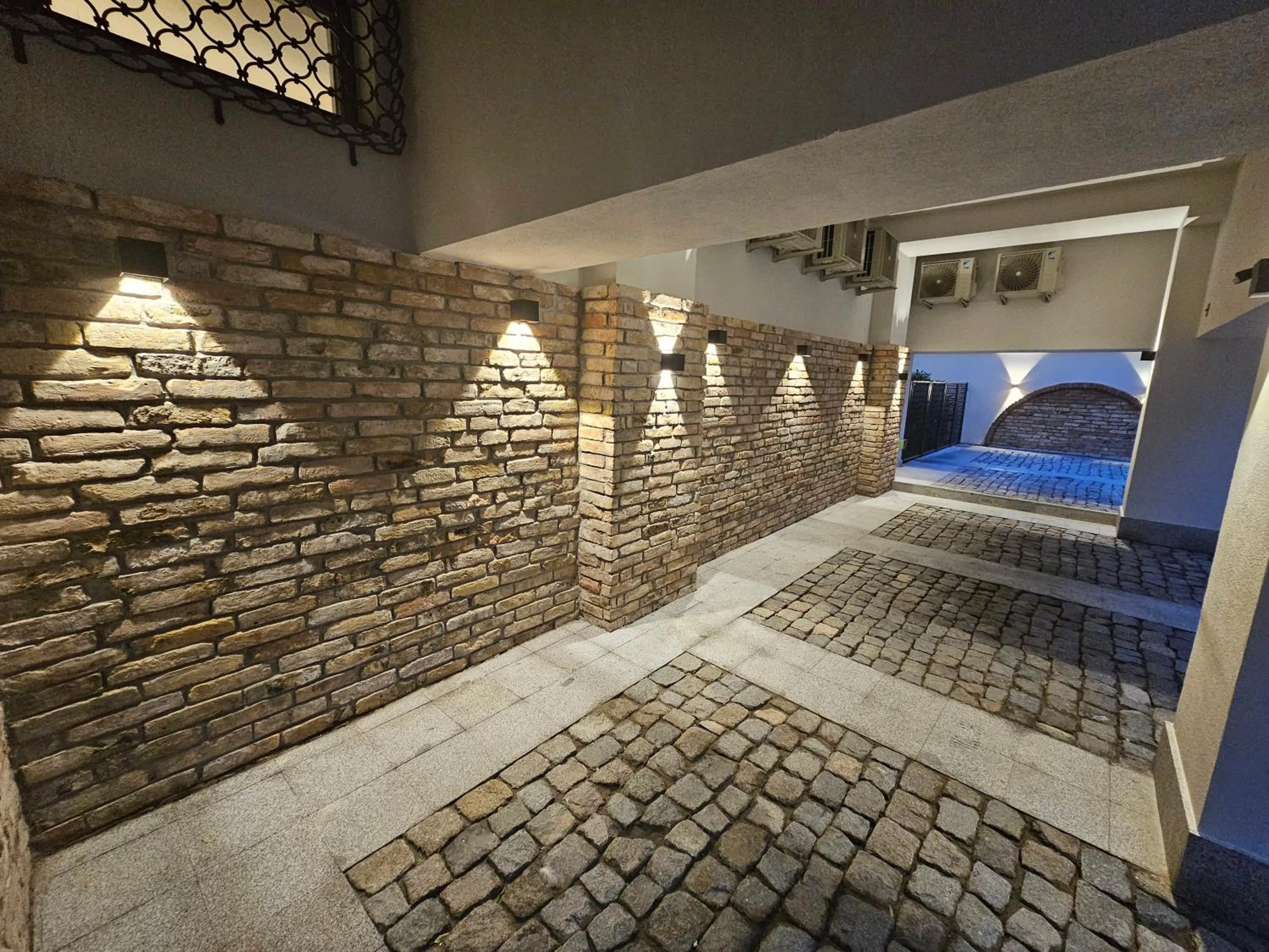 Parking in Rosetti One