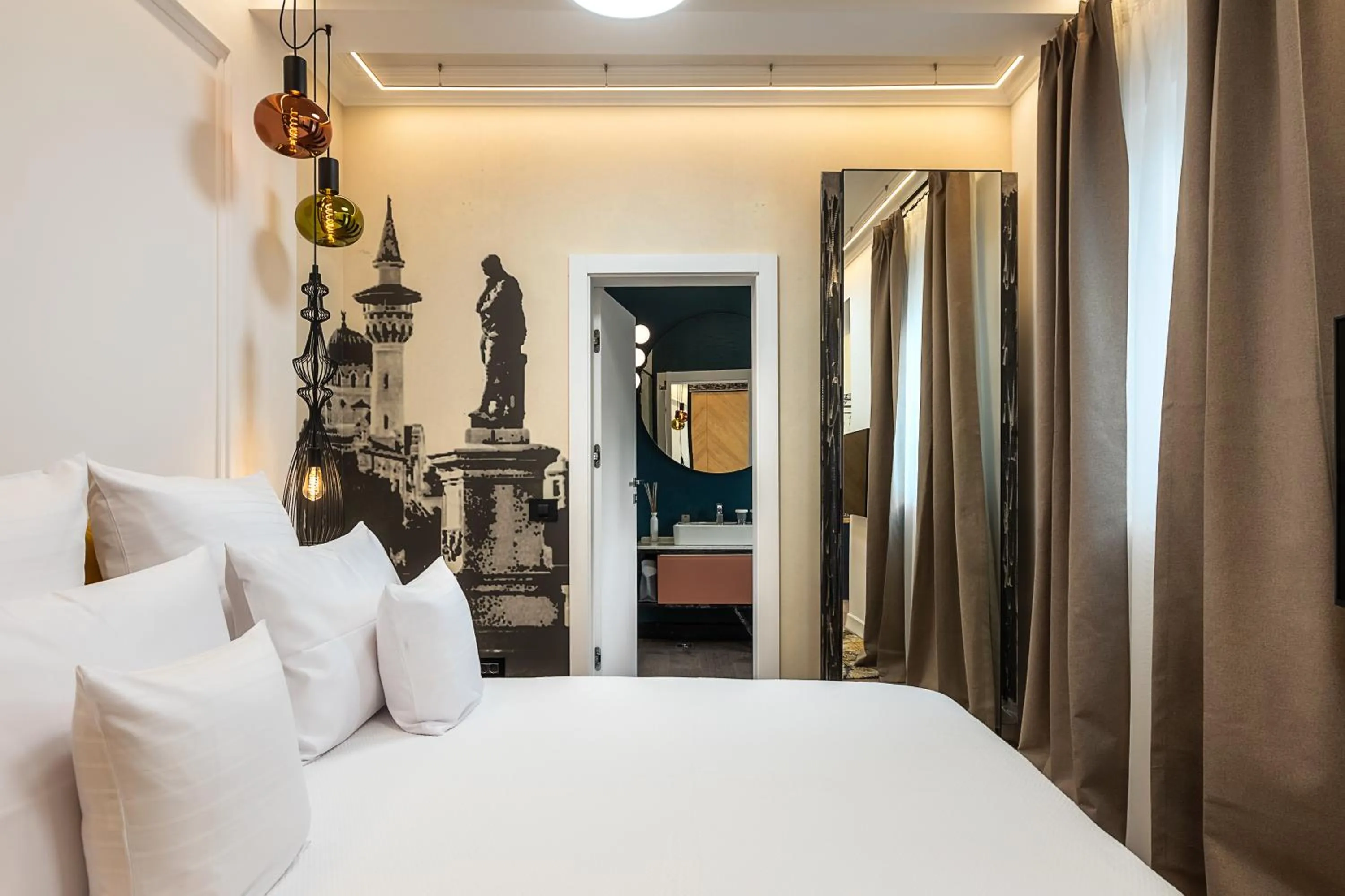 Bedroom, Bed in Rosetti One