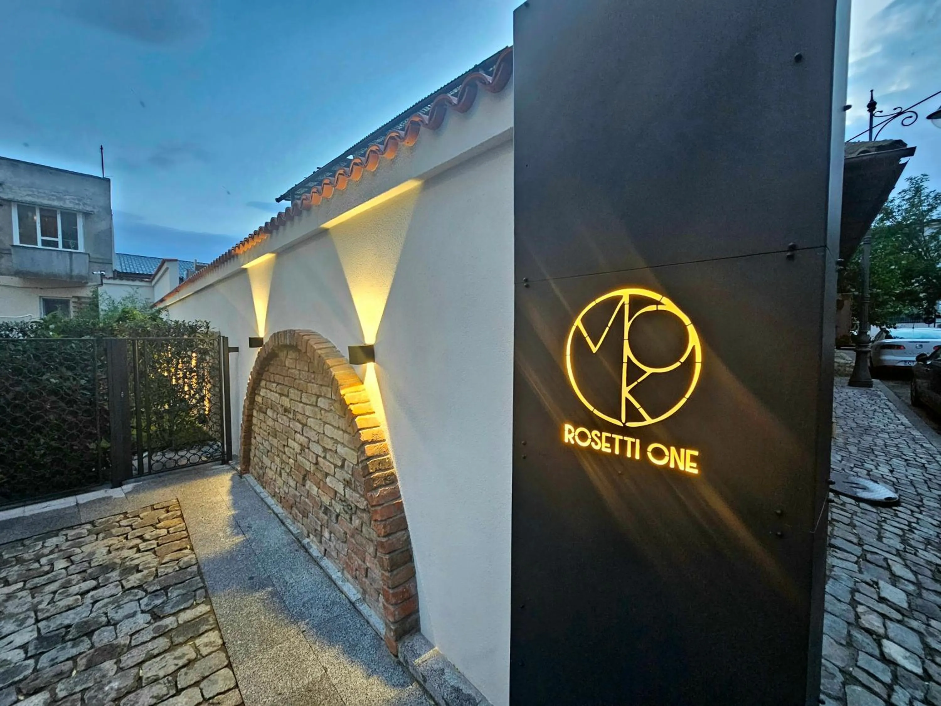 Property logo or sign in Rosetti One