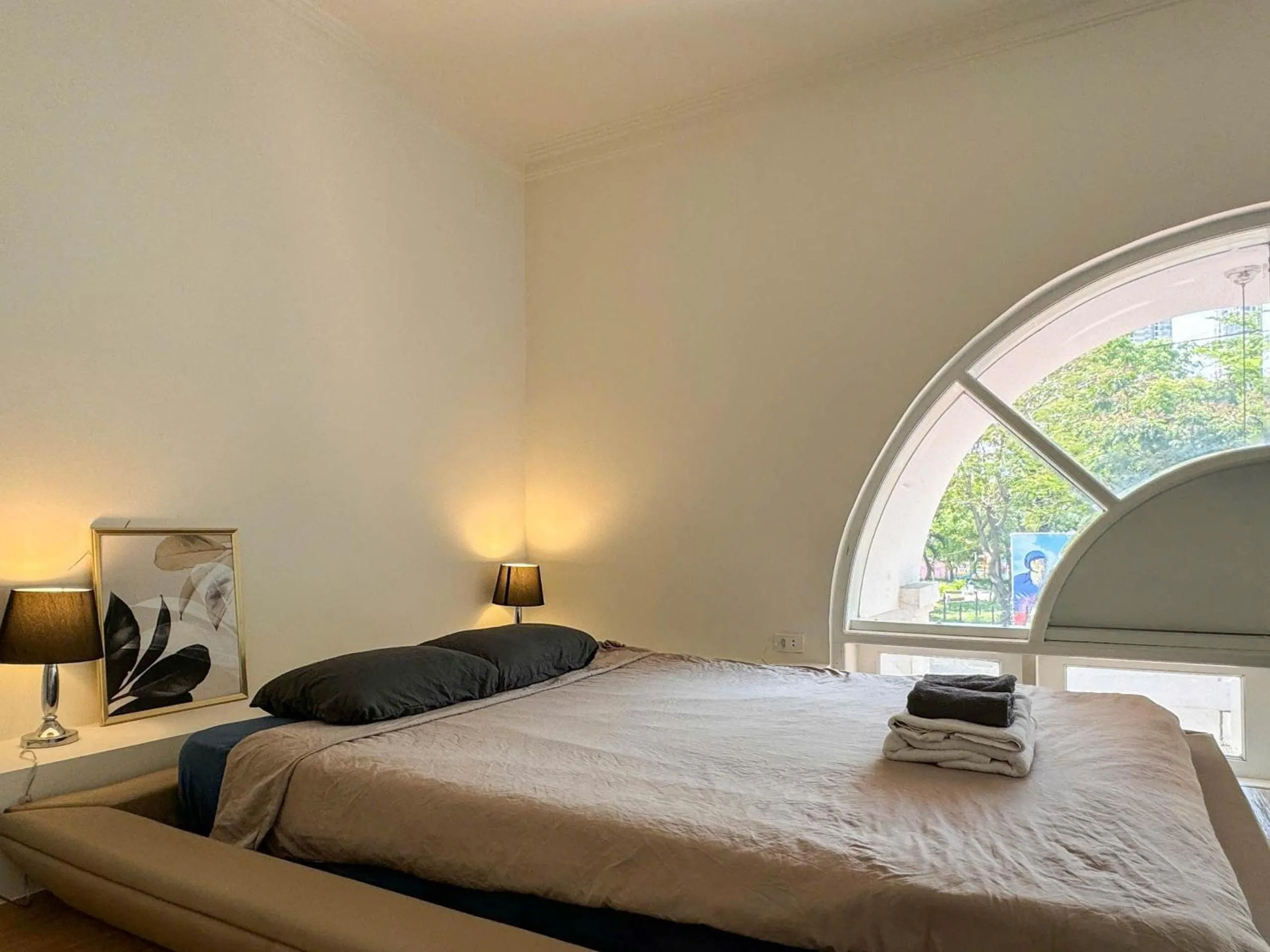 Bed in Zeus Living - Room in Villas An Phu