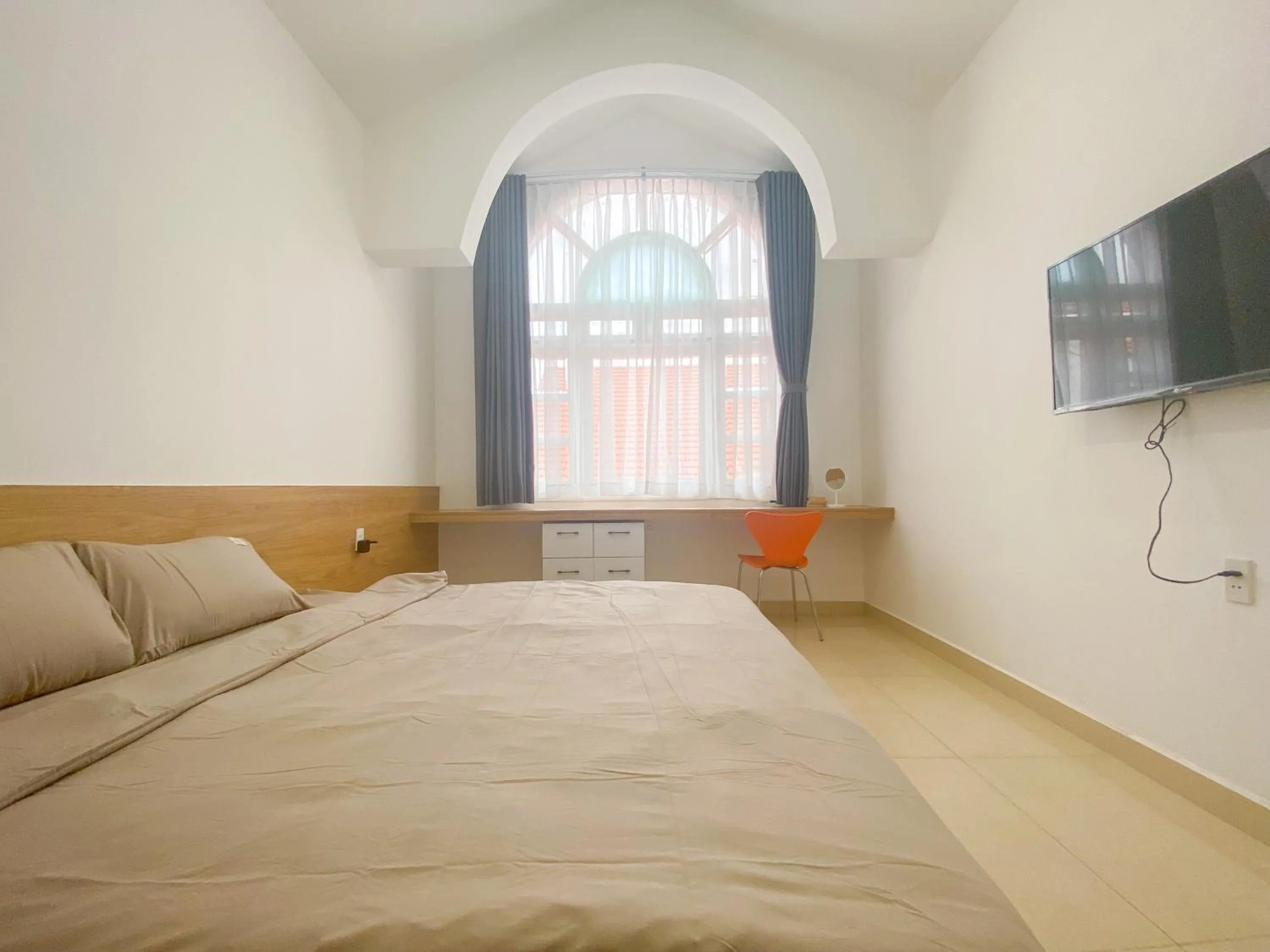 Bedroom, Bed in Zeus Living - Room in Villas An Phu