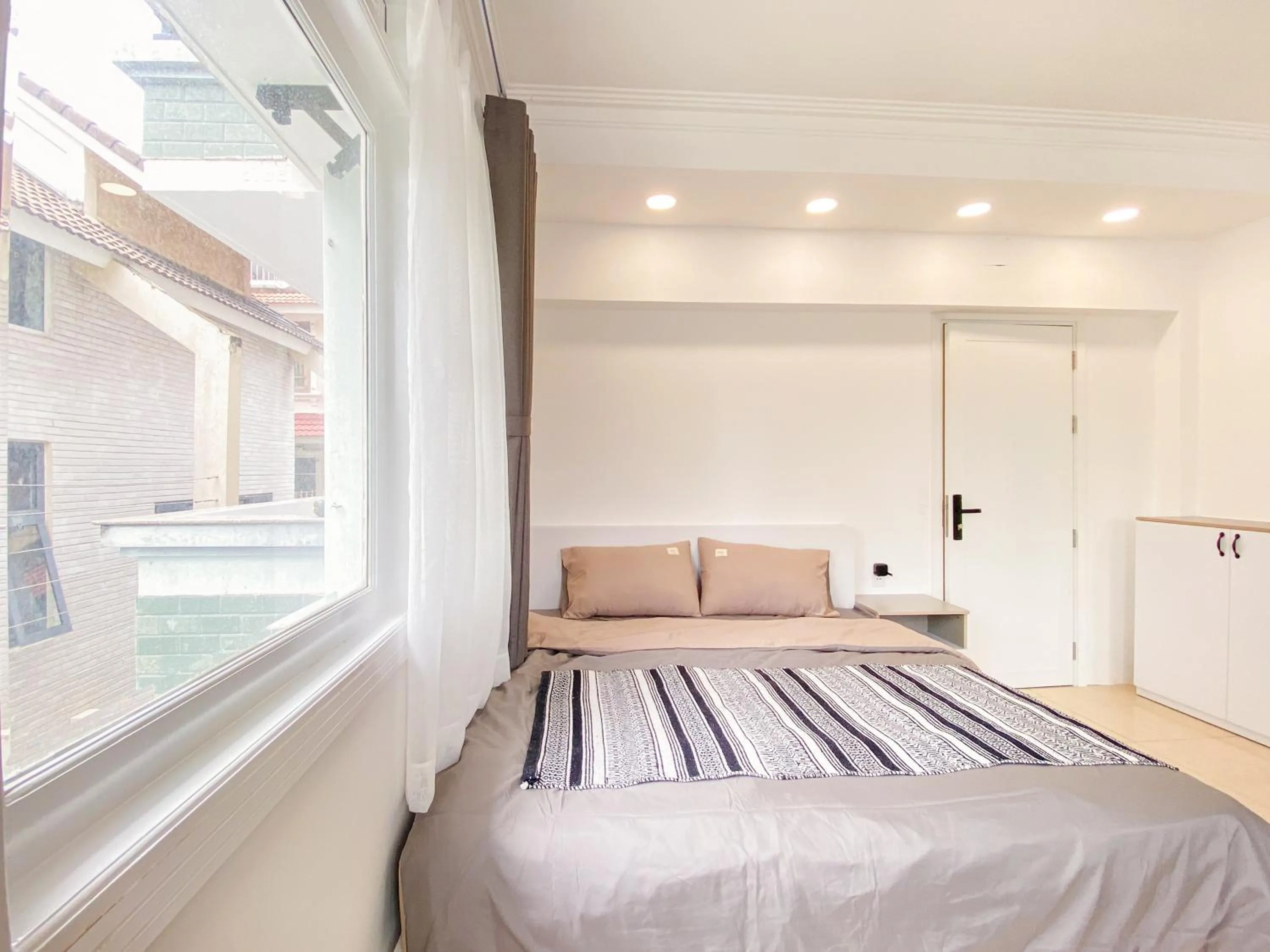 Bed in Zeus Living - Room in Villas An Phu