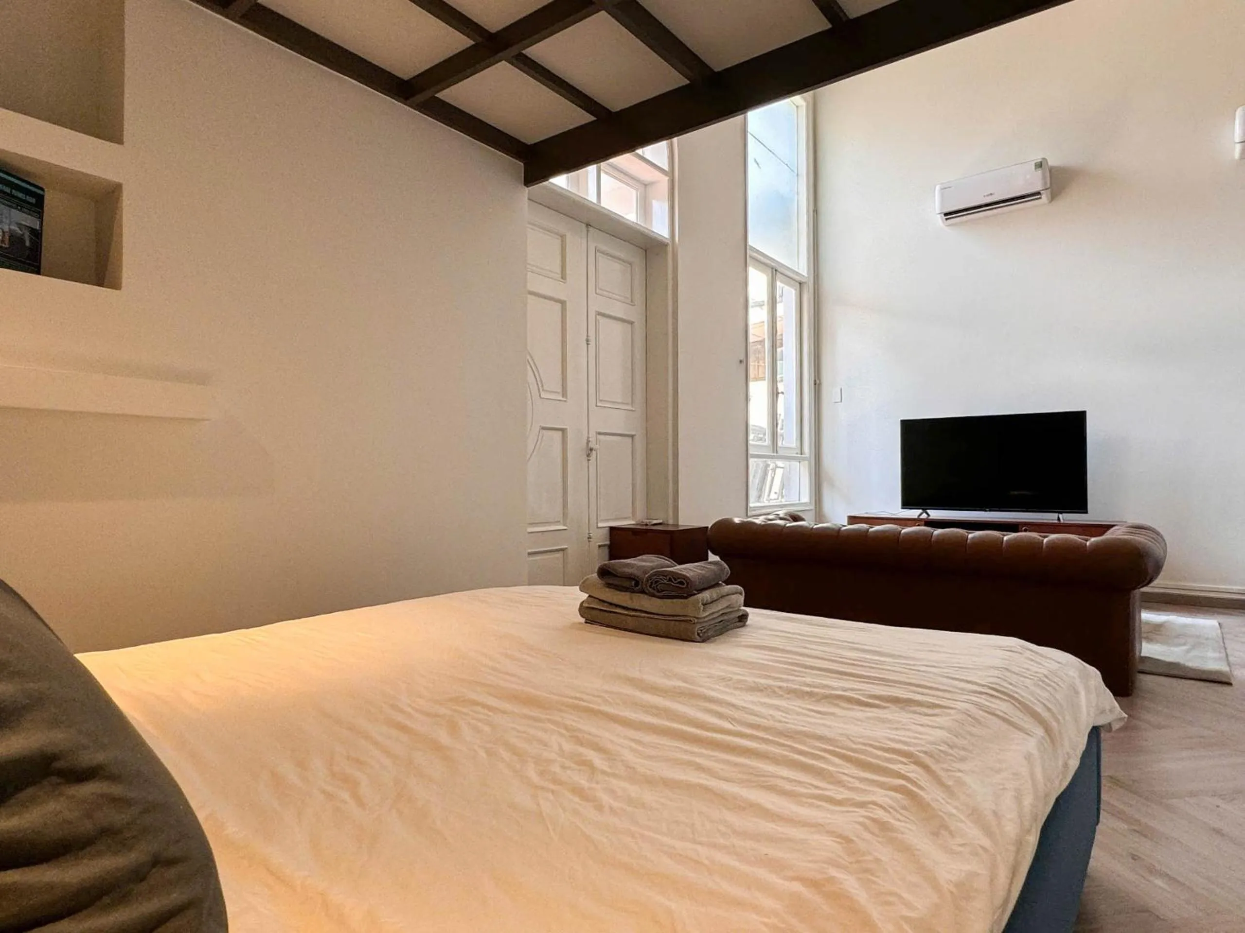 Bed in Zeus Living - Room in Villas An Phu