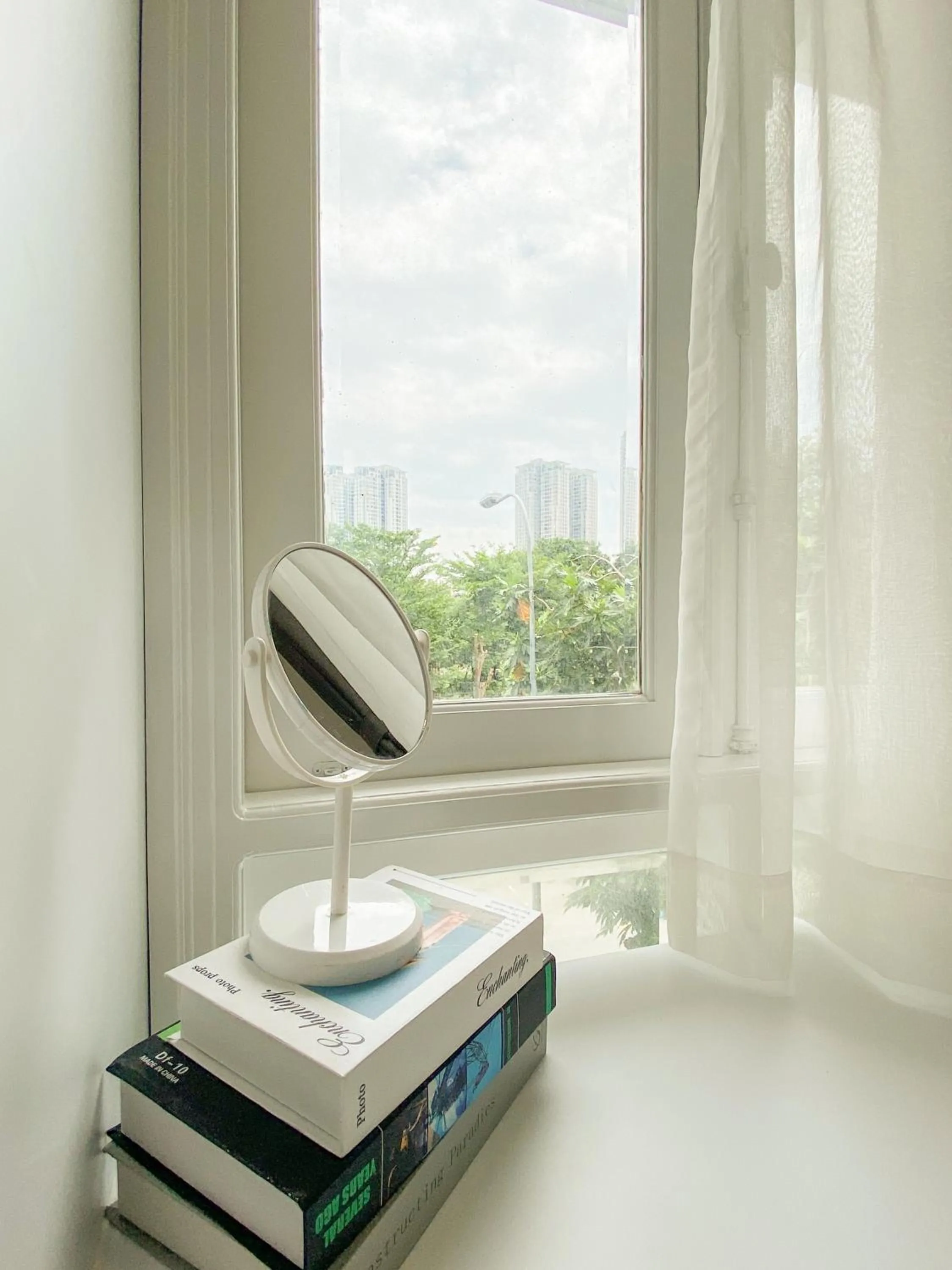 hair dresser in Zeus Living - Room in Villas An Phu