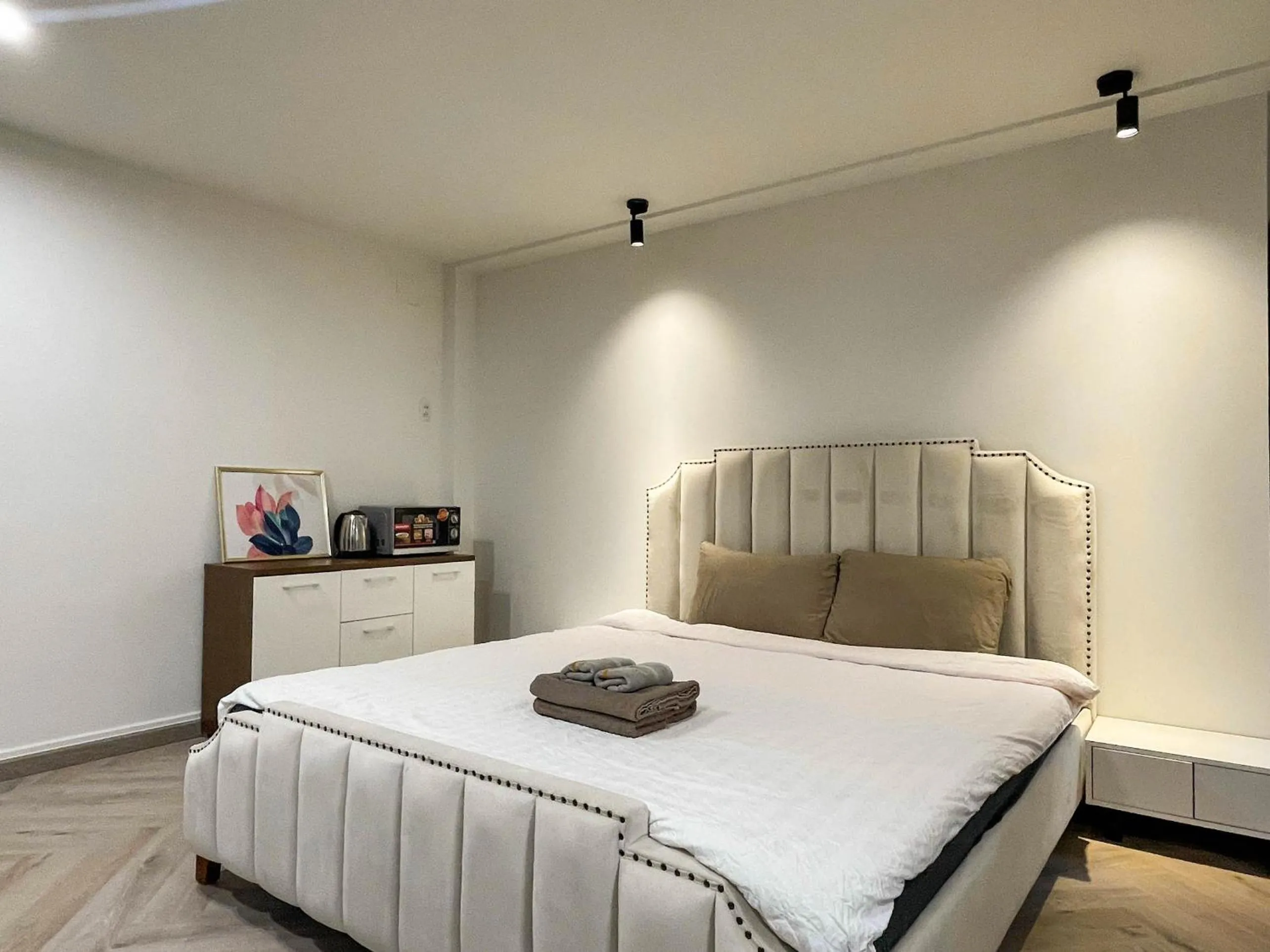 Bed in Zeus Living - Room in Villas An Phu