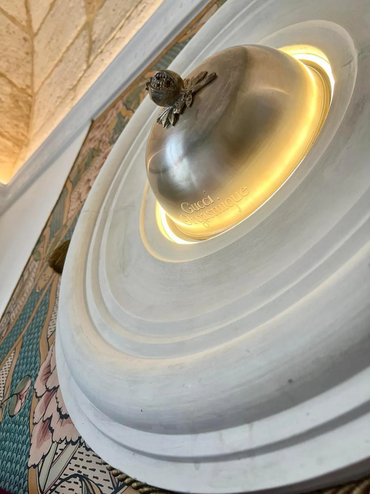 Decorative detail in Incentro Domus