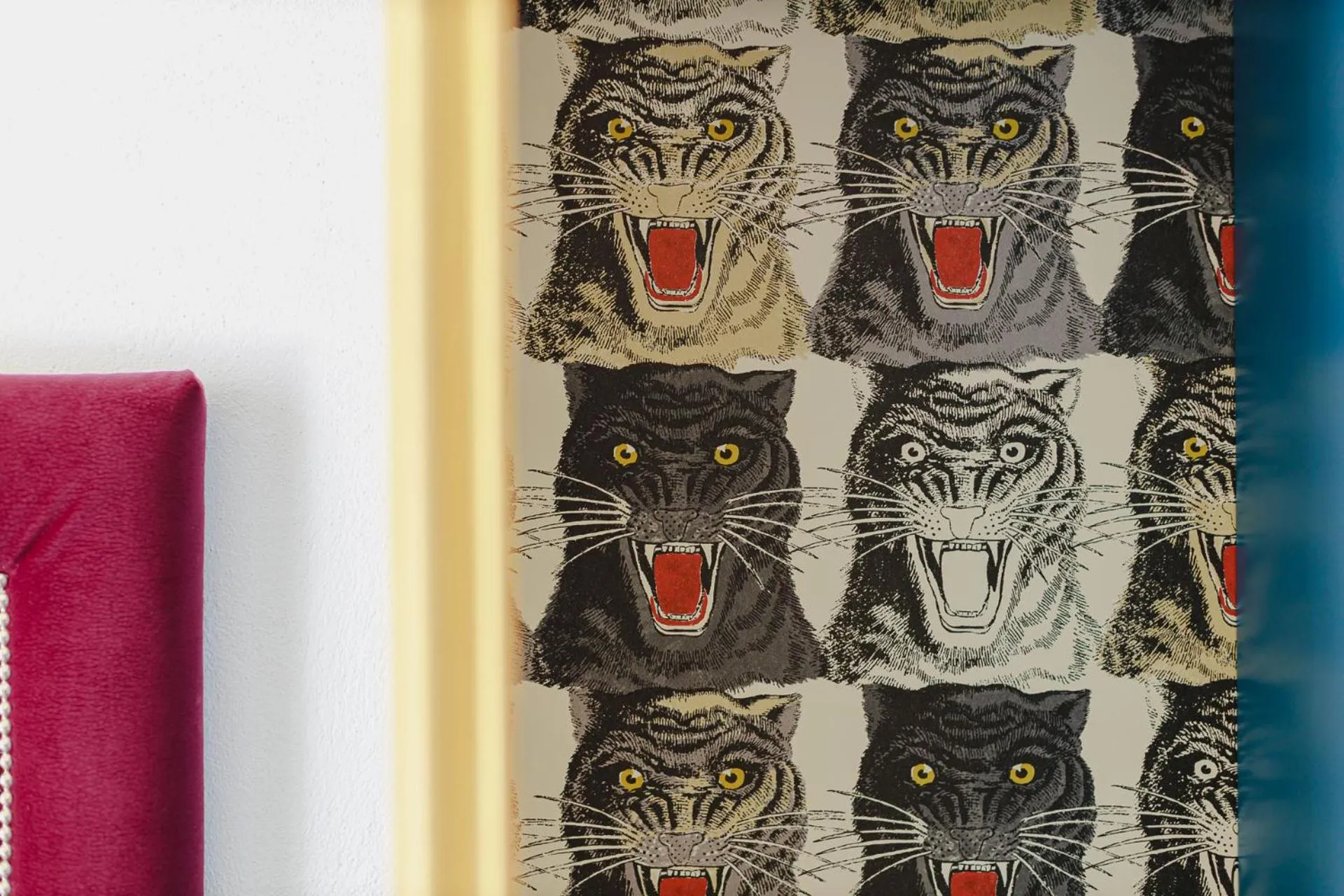 Decorative detail in Incentro Domus