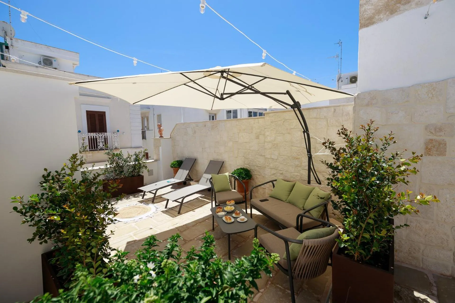 Patio in Incentro Domus