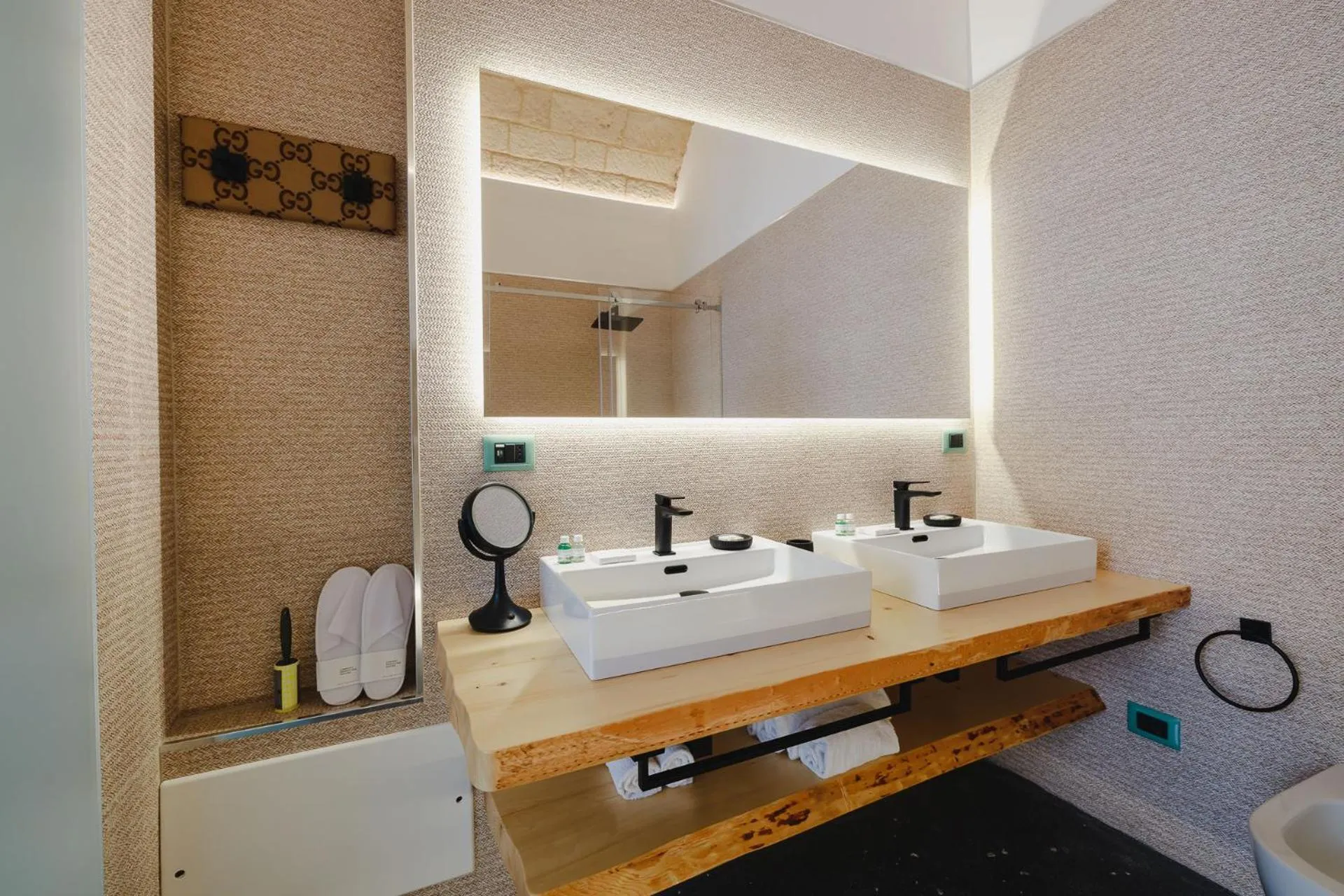 Toilet in Incentro Domus