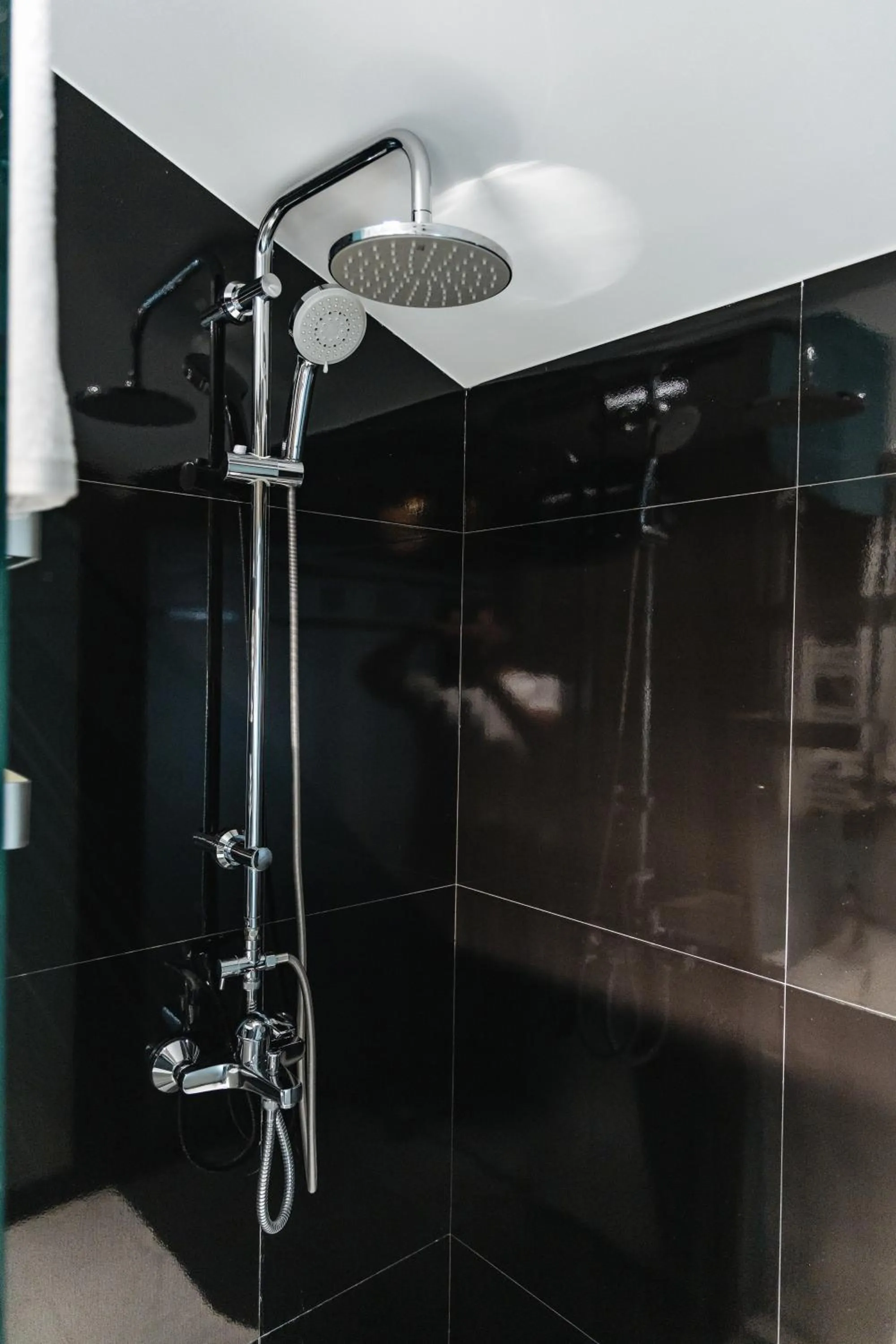 Shower in Ariam Boutique Hotel