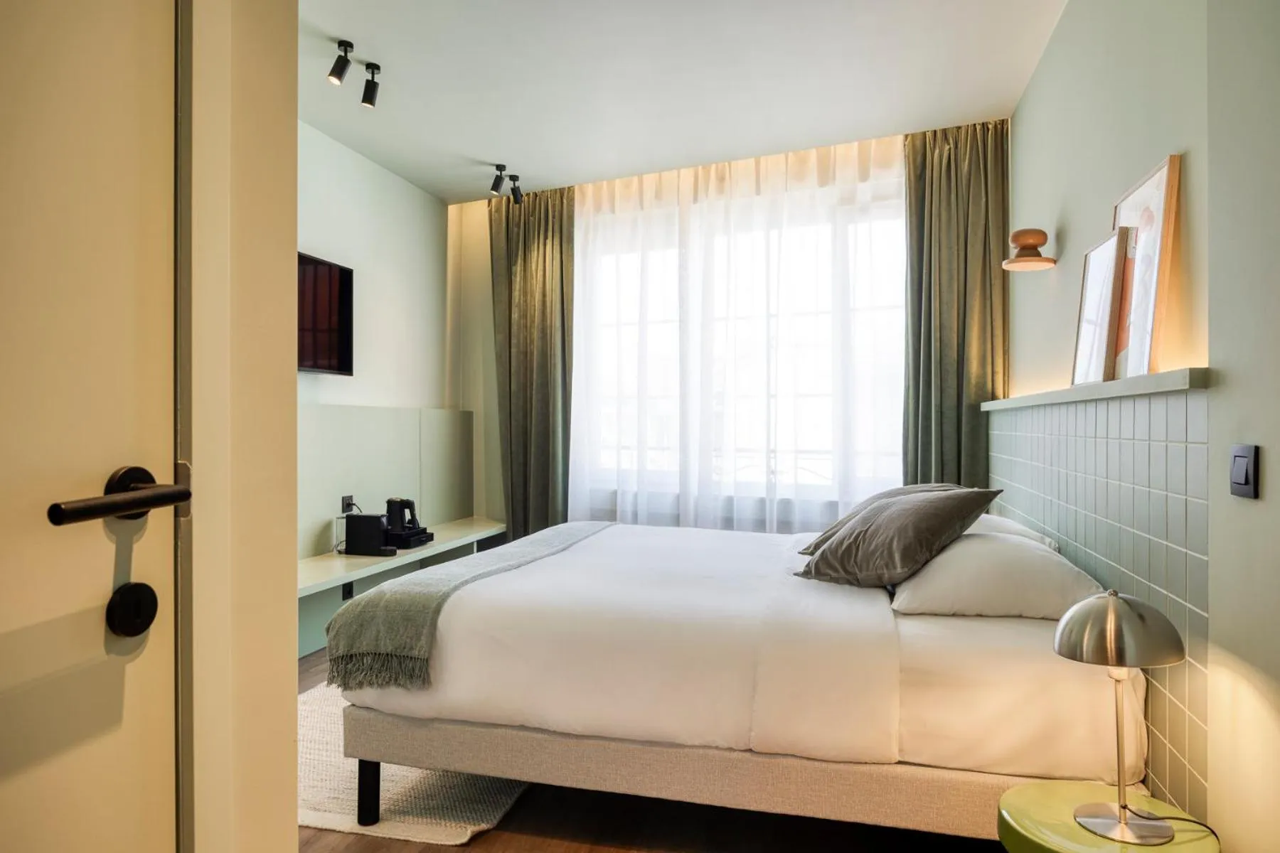 Photo of the whole room, Bed in Maison Arya