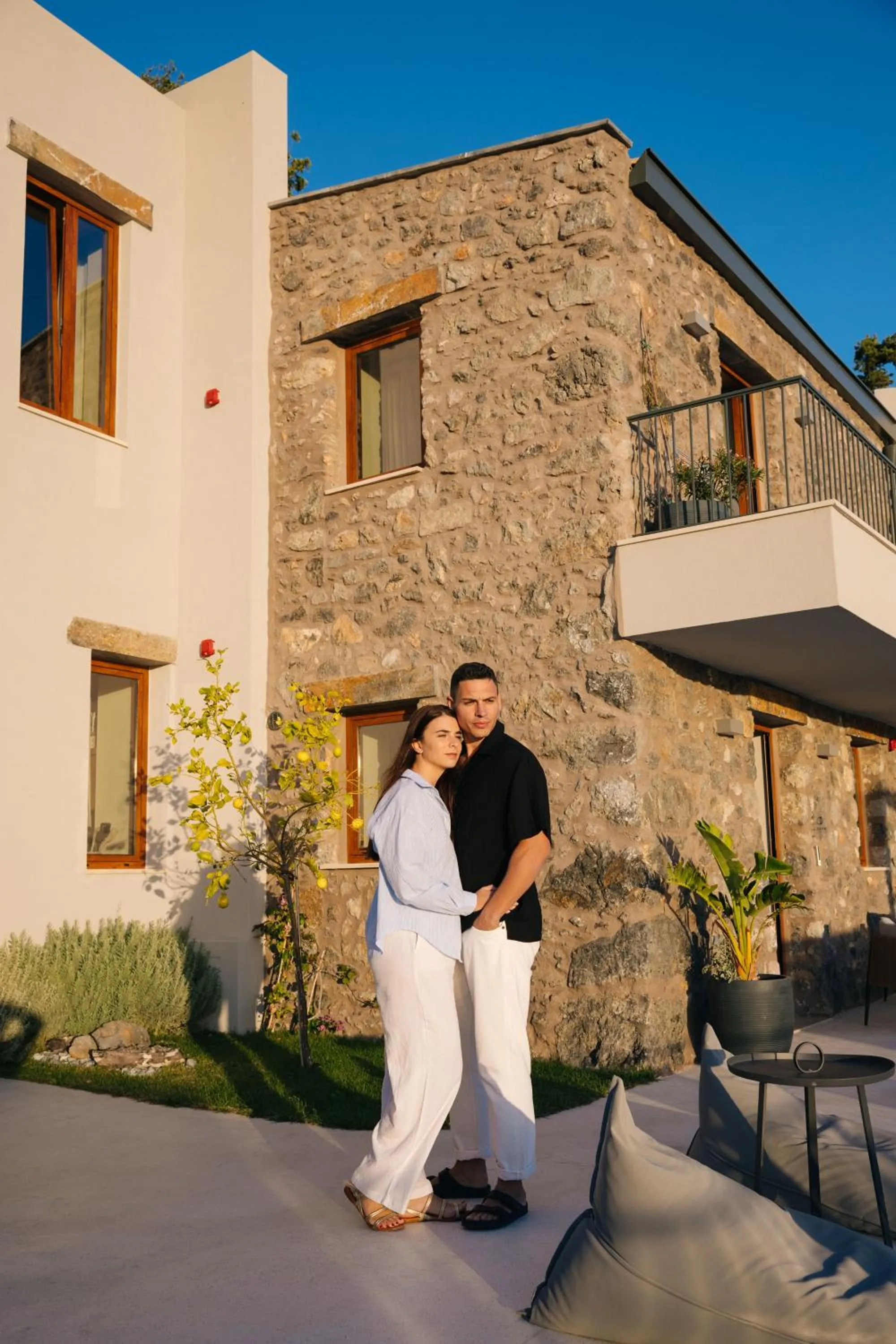 Property building in Mirthea Suites