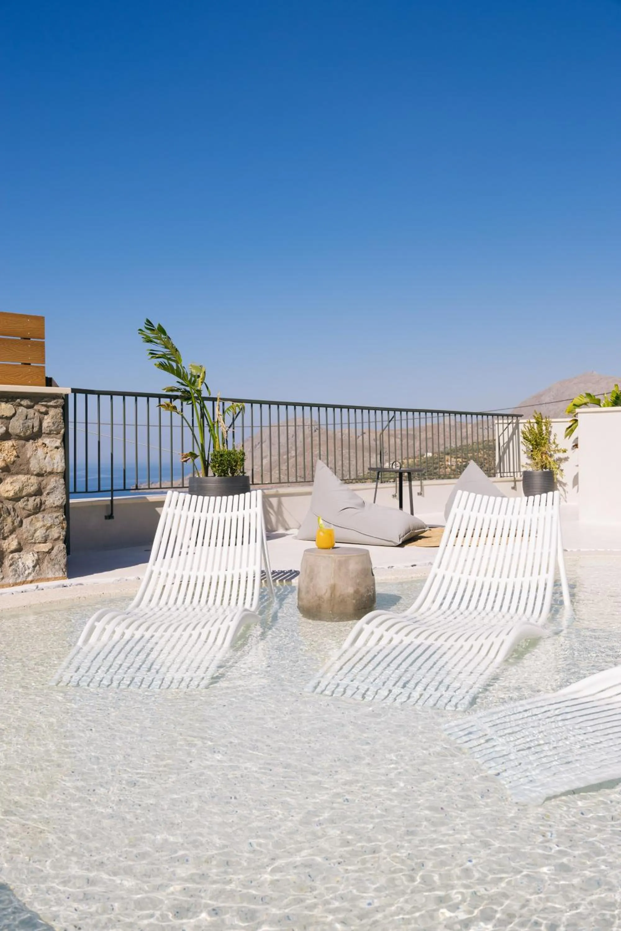 sunbed in Mirthea Suites