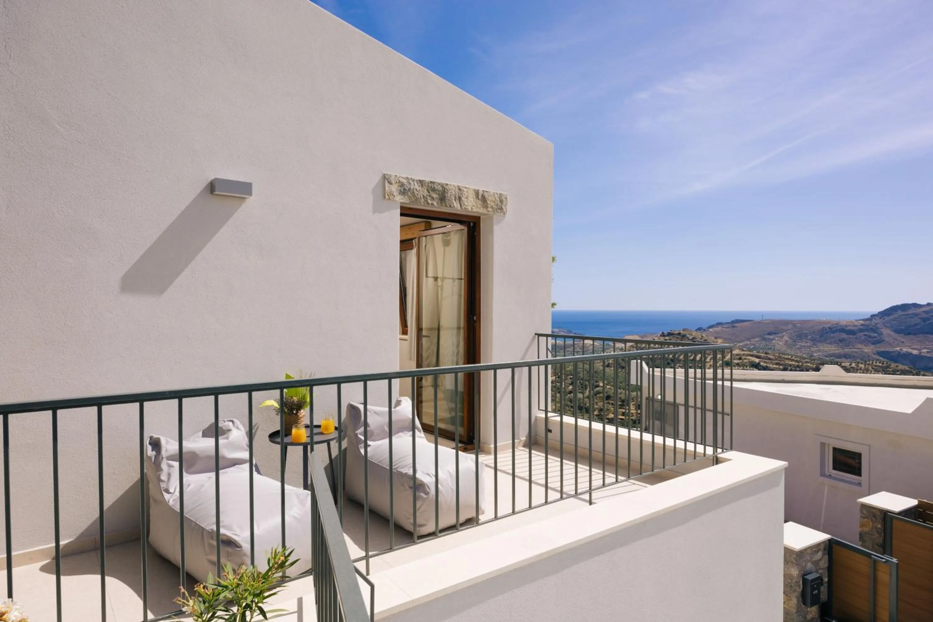 Balcony/Terrace in Mirthea Suites